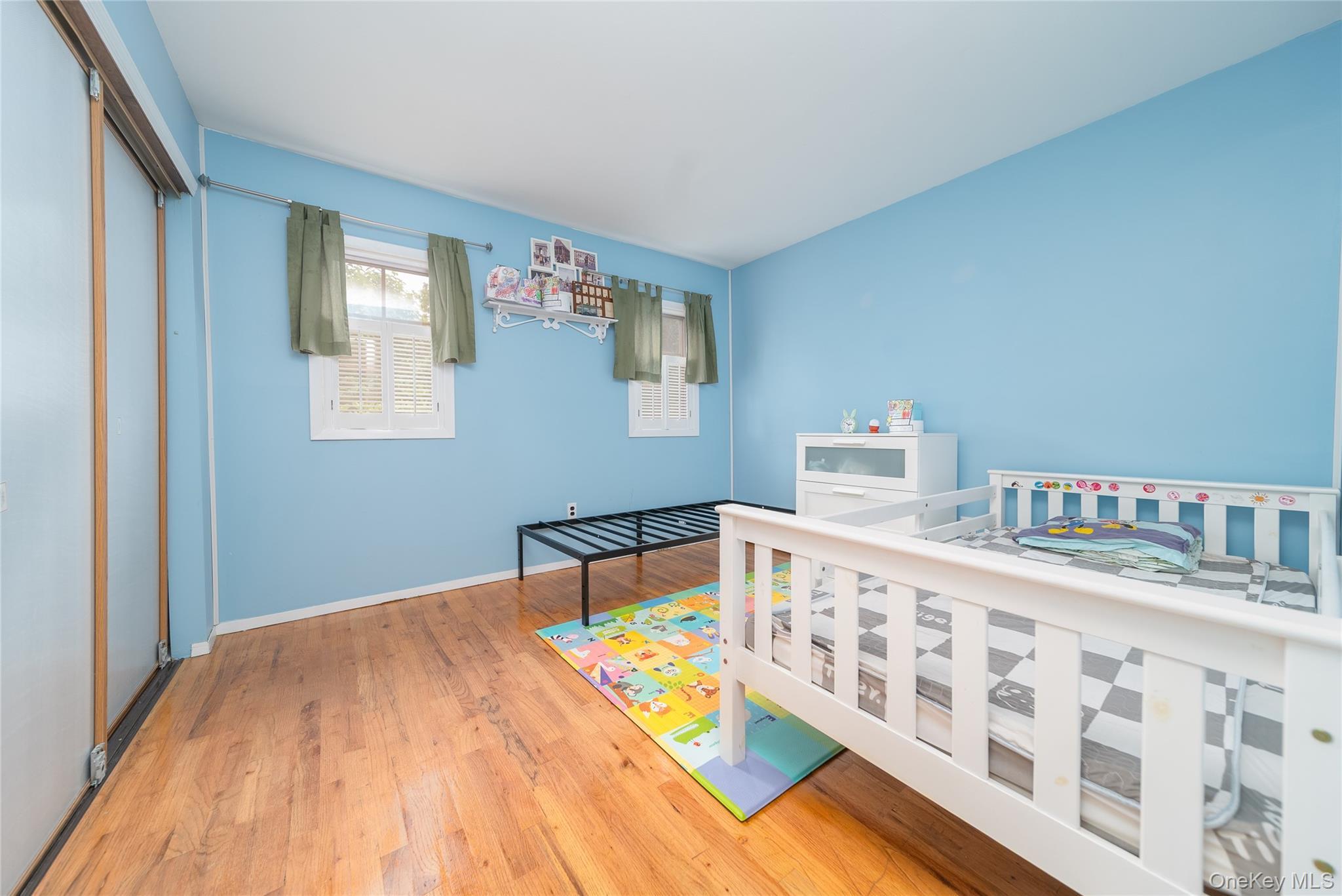 Single Family Howe Suffolk County, NY 11727, MLS-880656-15