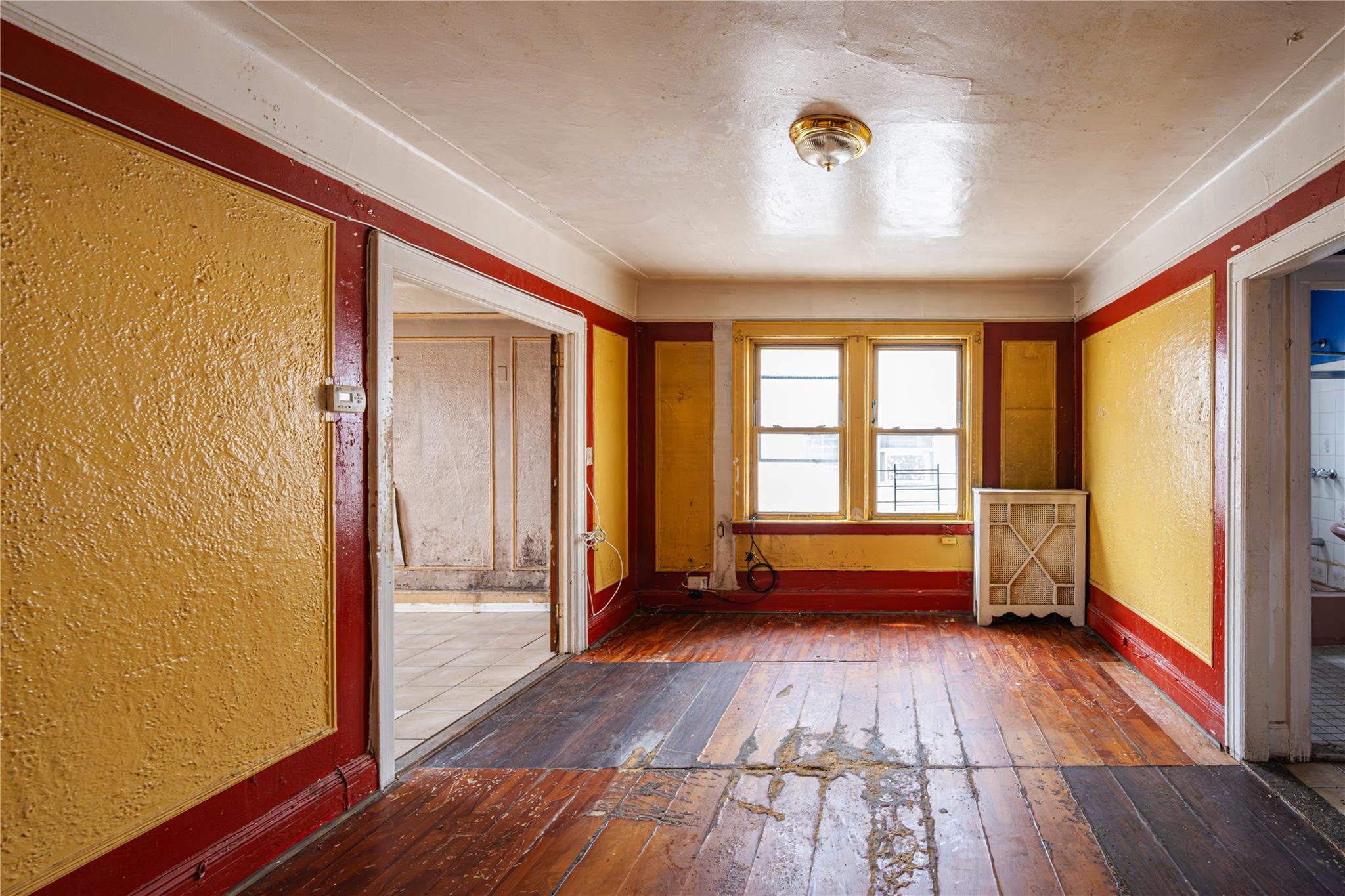 Single Family 100  Queens, NY 11369, MLS-880658-6