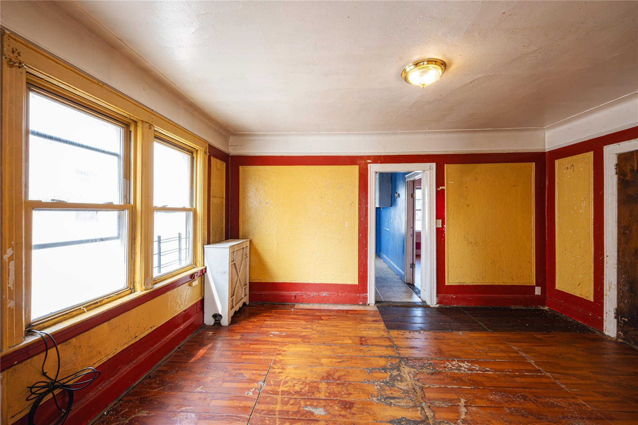 Single Family 100  Queens, NY 11369, MLS-880658-7