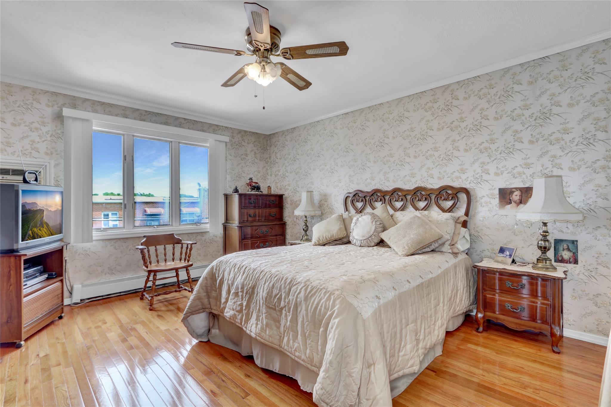 Single Family 76th  Queens, NY 11370, MLS-880659-13