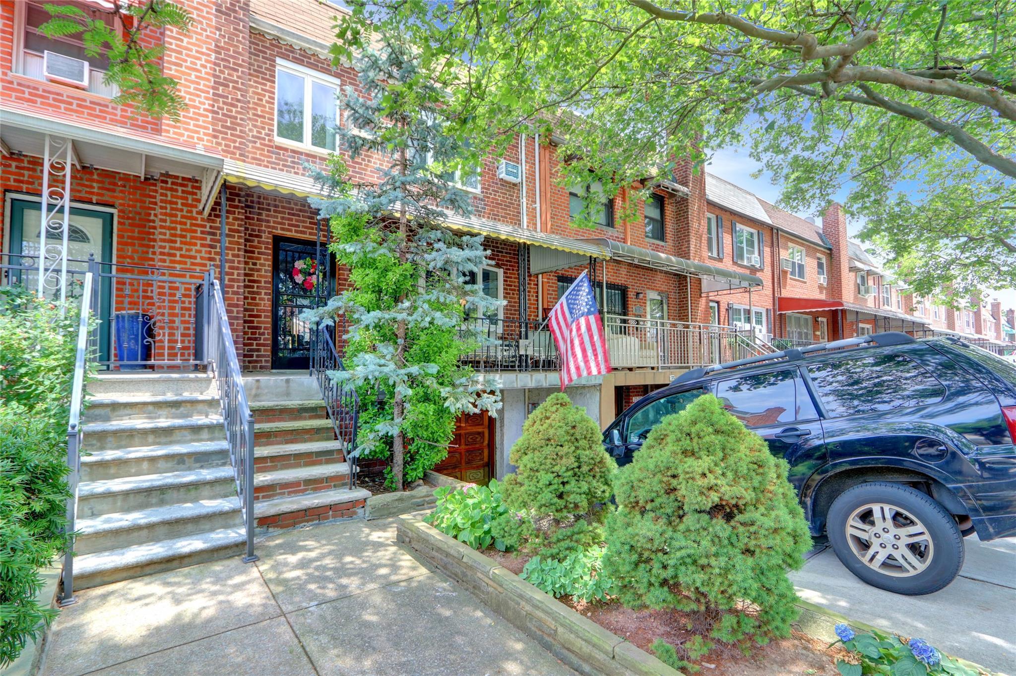 Single Family 76th  Queens, NY 11370, MLS-880659-2