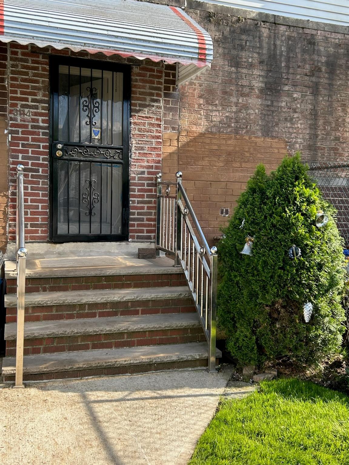 Single Family Neptune  Brooklyn, NY 11224, MLS-880660-3