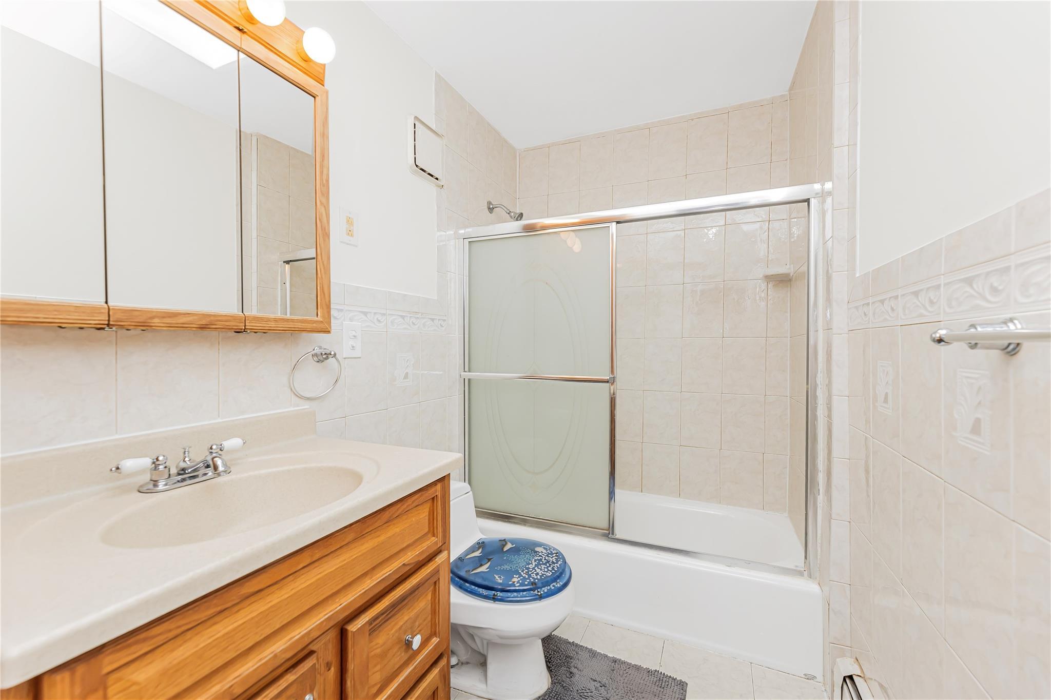 Single Family Delanoy  Bronx, NY 10469, MLS-880667-11