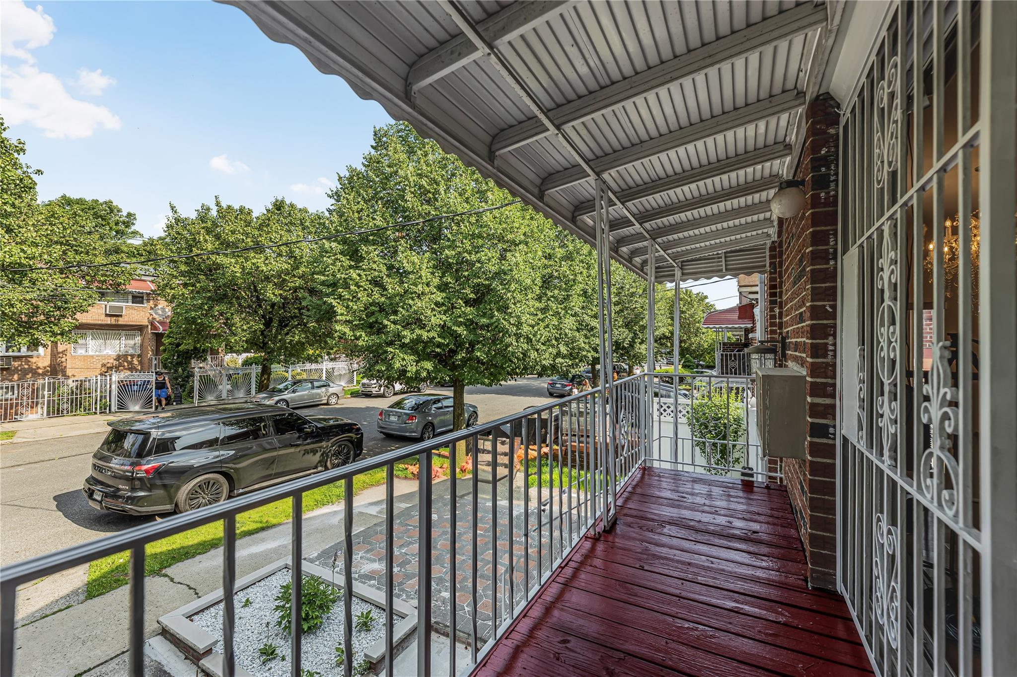 Single Family Delanoy  Bronx, NY 10469, MLS-880667-19