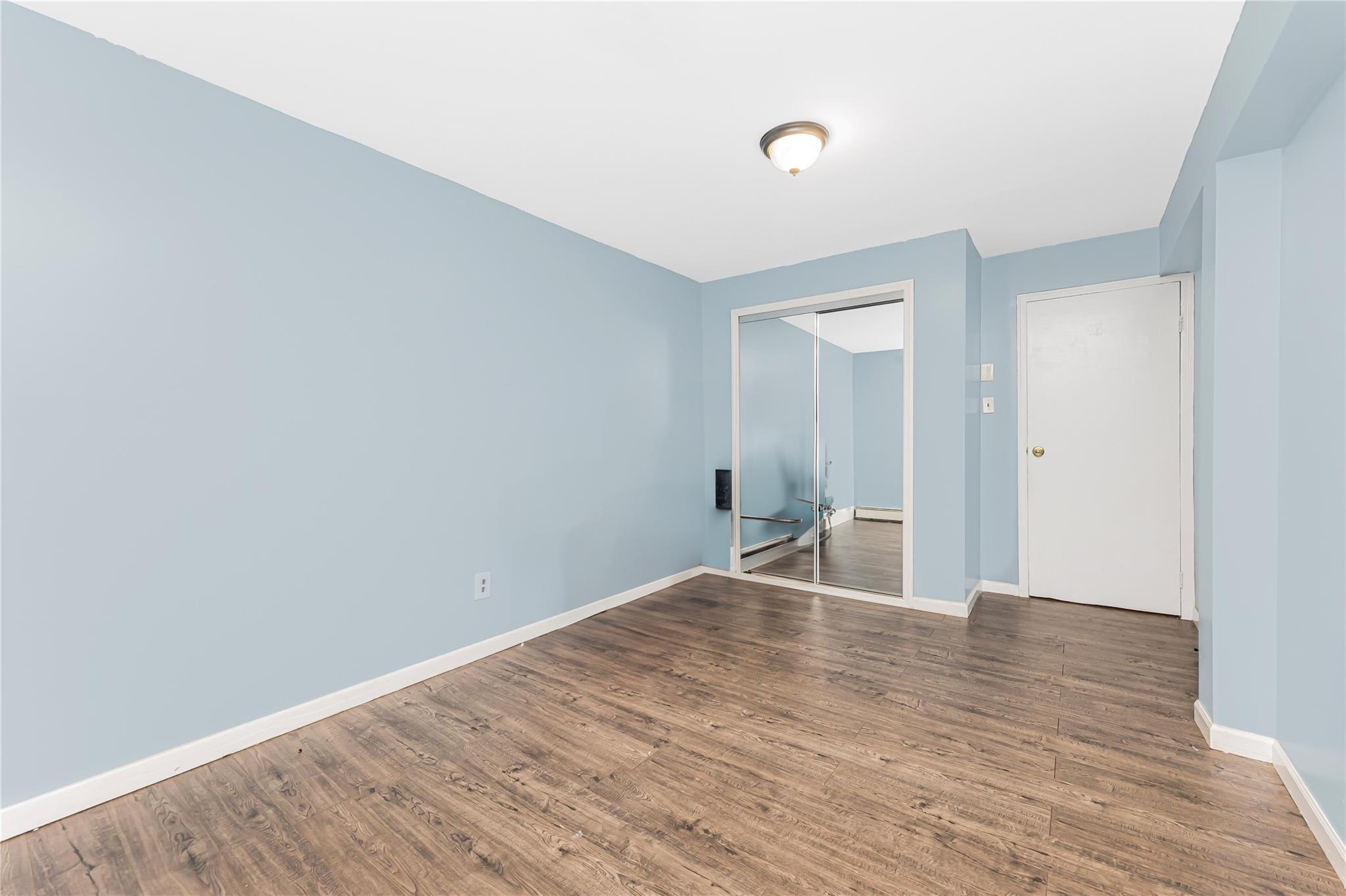 Single Family Delanoy  Bronx, NY 10469, MLS-880667-24