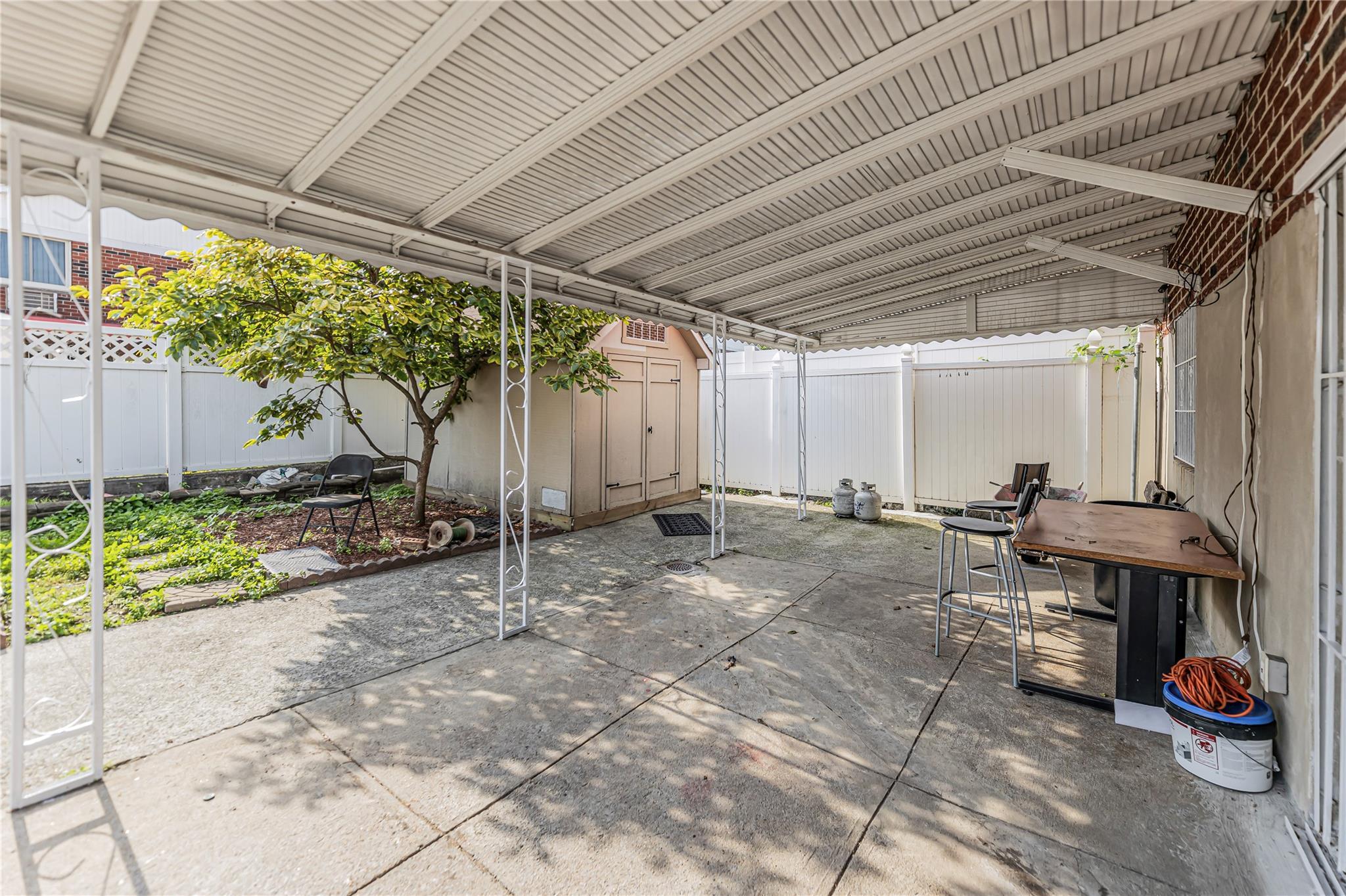 Single Family Delanoy  Bronx, NY 10469, MLS-880667-33