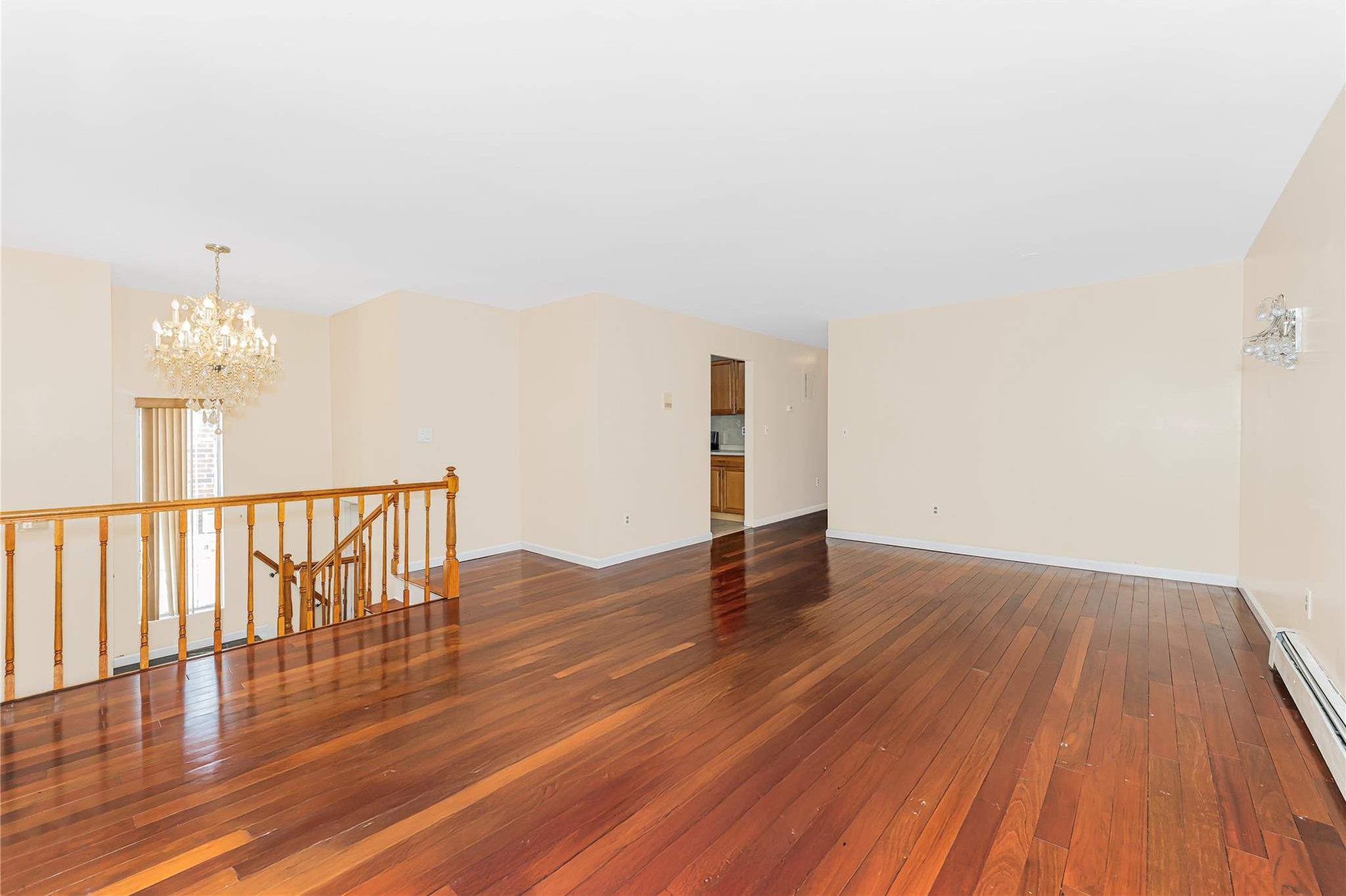 Single Family Delanoy  Bronx, NY 10469, MLS-880667-5