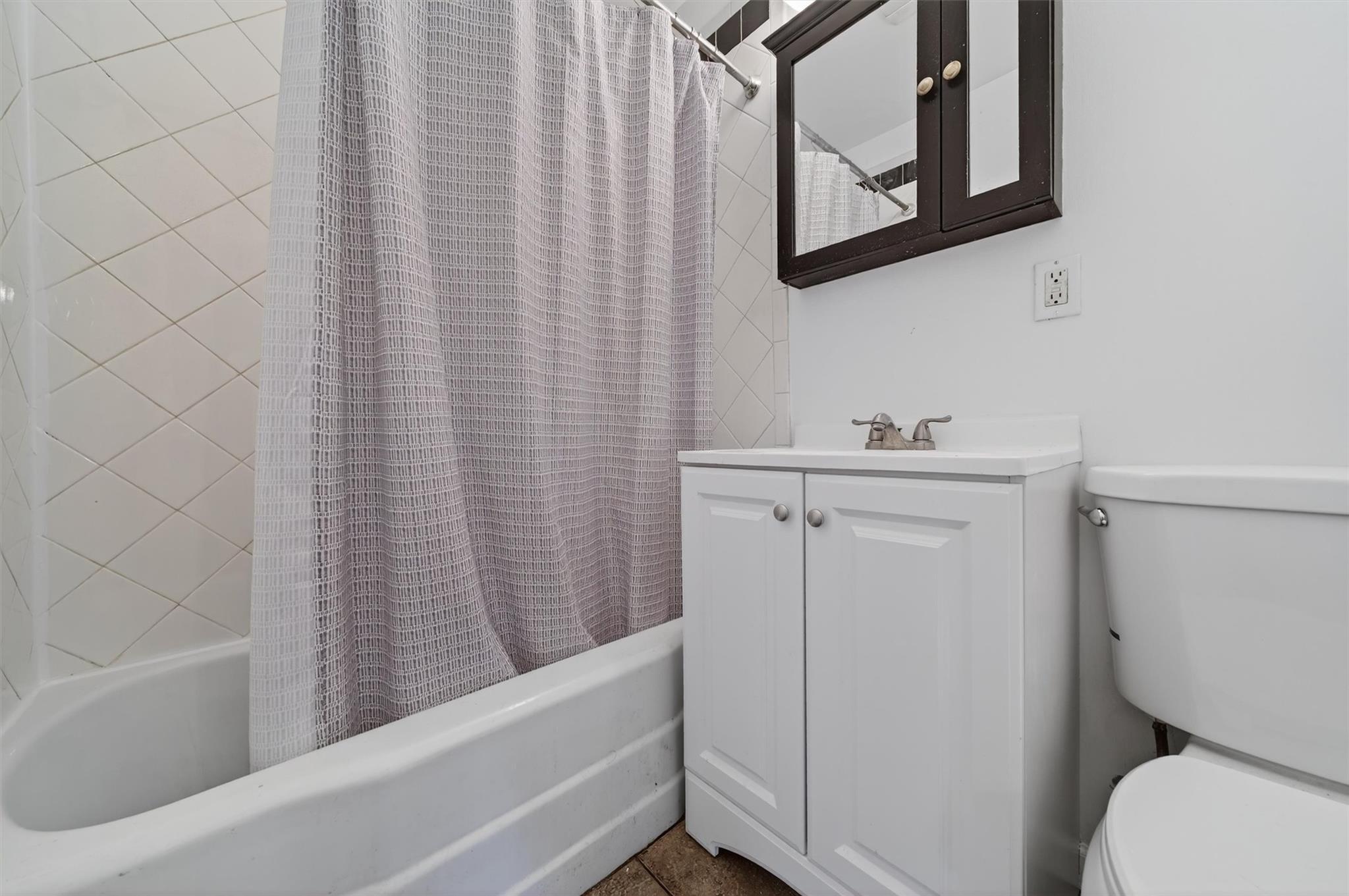 Single Family Claremont  Orange County, NY 10950, MLS-880685-14