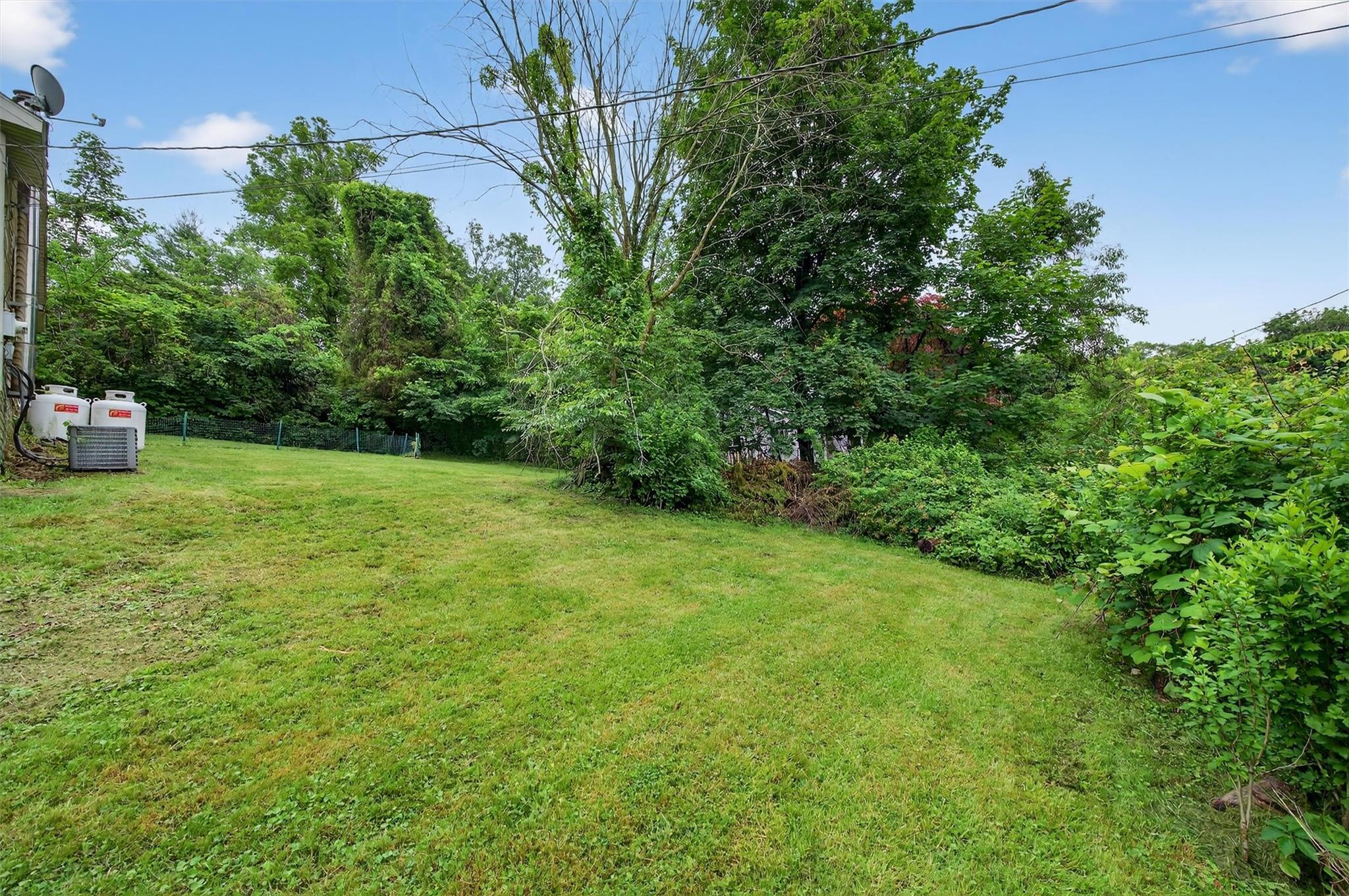 Single Family Claremont  Orange County, NY 10950, MLS-880685-24