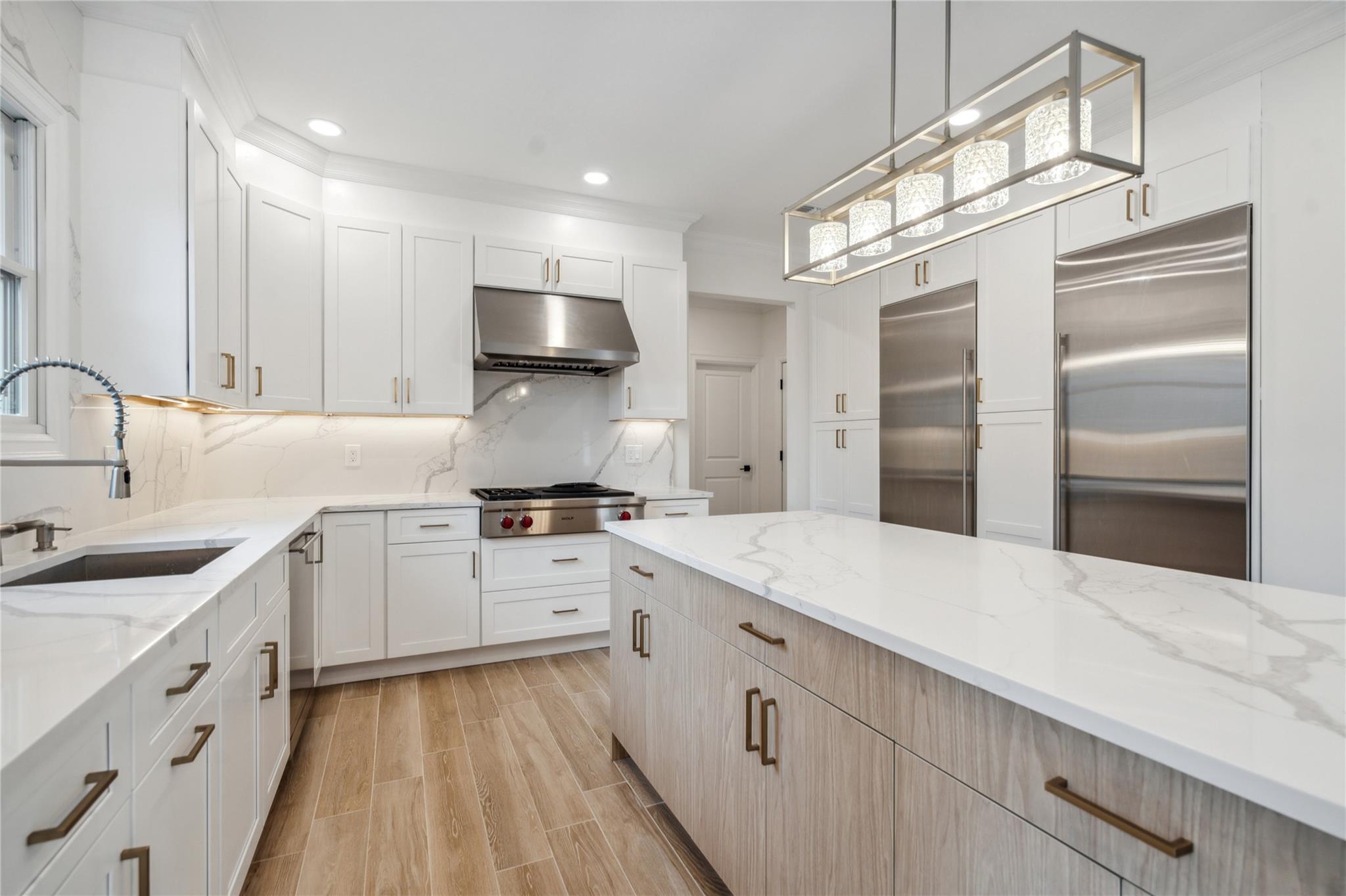 Single Family Lorraine  Nassau County, NY 11791, MLS-880703-10