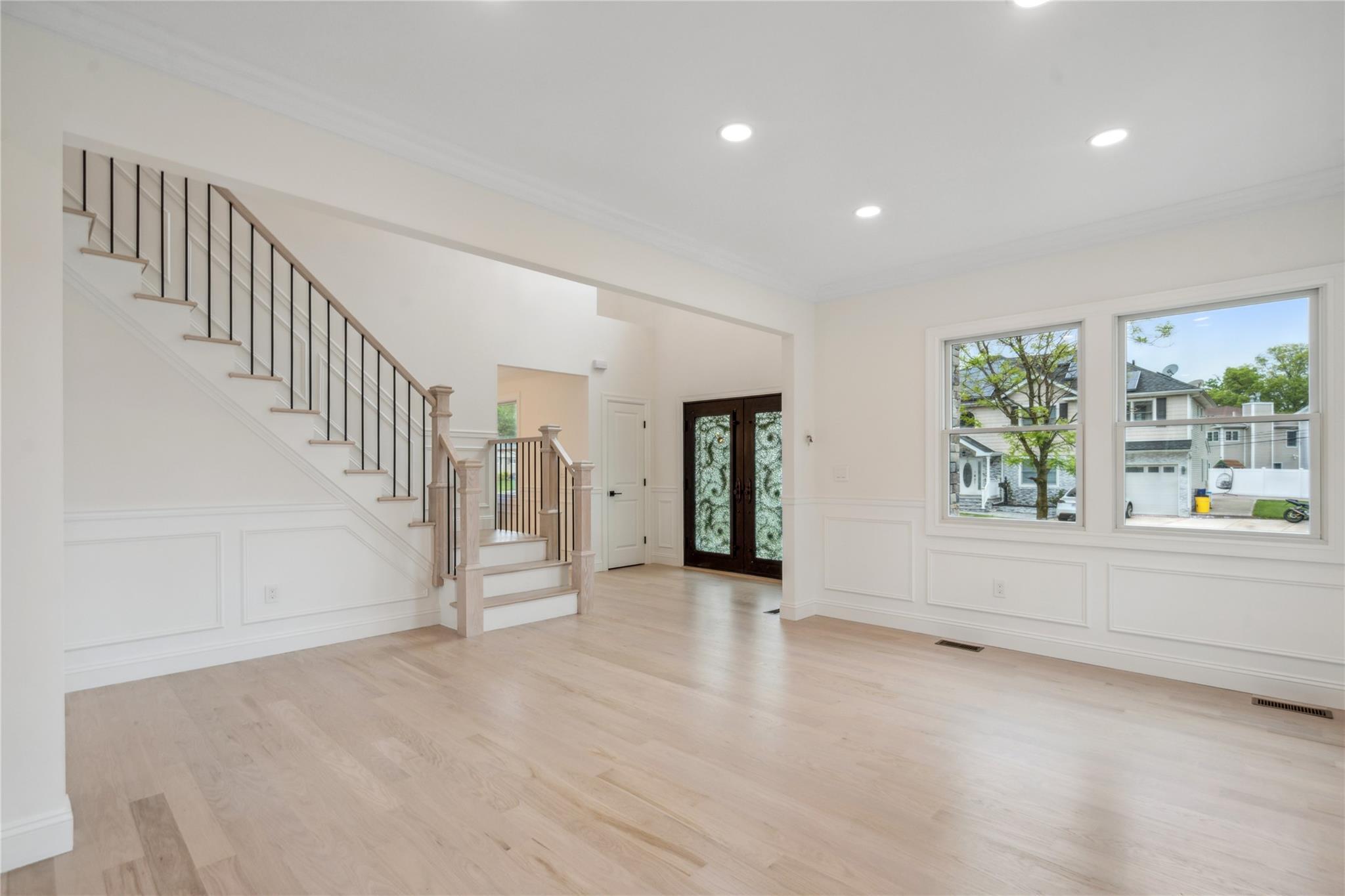 Single Family Lorraine  Nassau County, NY 11791, MLS-880703-6