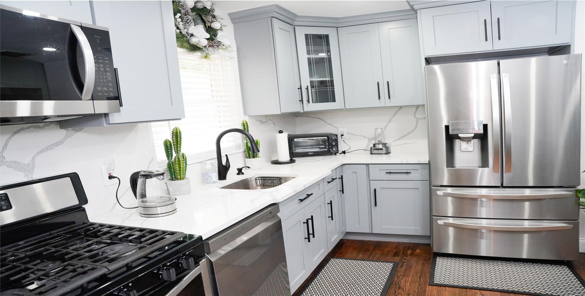 Single Family Boxwood Close  Dutchess County, NY 12533, MLS-880707-16