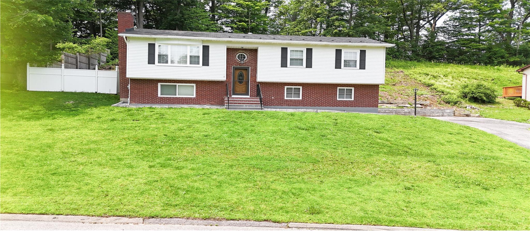 Single Family Boxwood Close  Dutchess County, NY 12533, MLS-880707-2