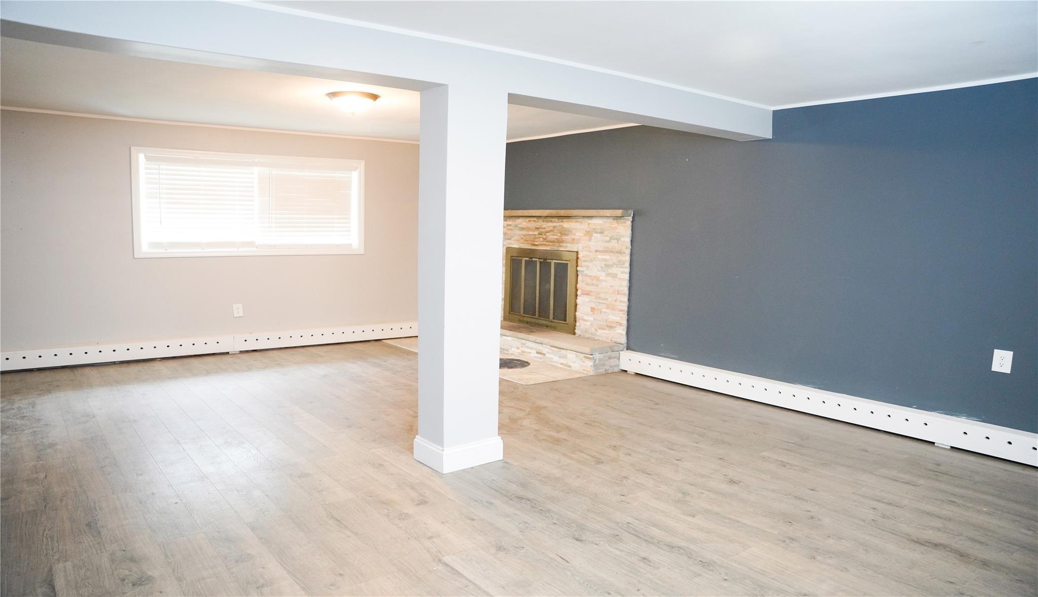 Single Family Boxwood Close  Dutchess County, NY 12533, MLS-880707-32