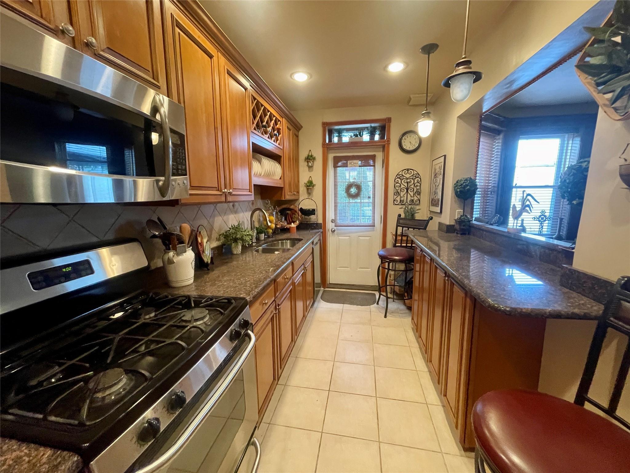 Single Family 79th  Queens, NY 11385, MLS-880764-12