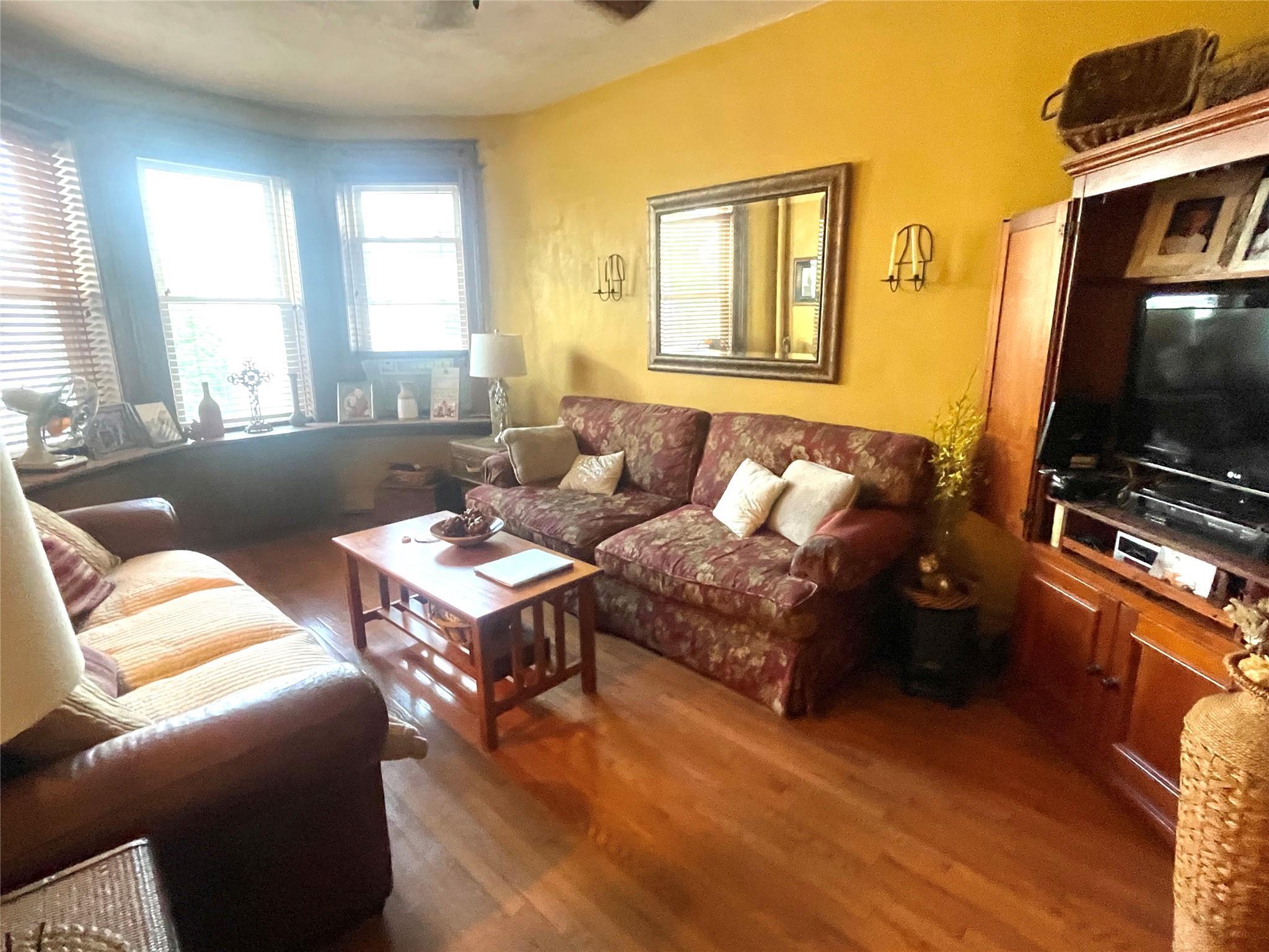 Single Family 79th  Queens, NY 11385, MLS-880764-21