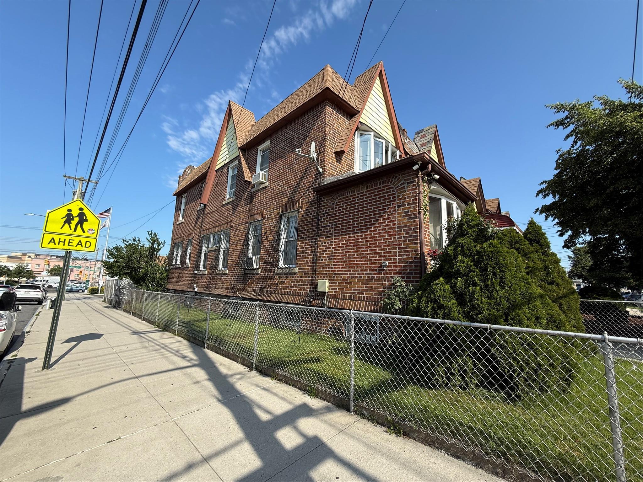 Single Family 94th  Queens, NY 11417, MLS-880765-3