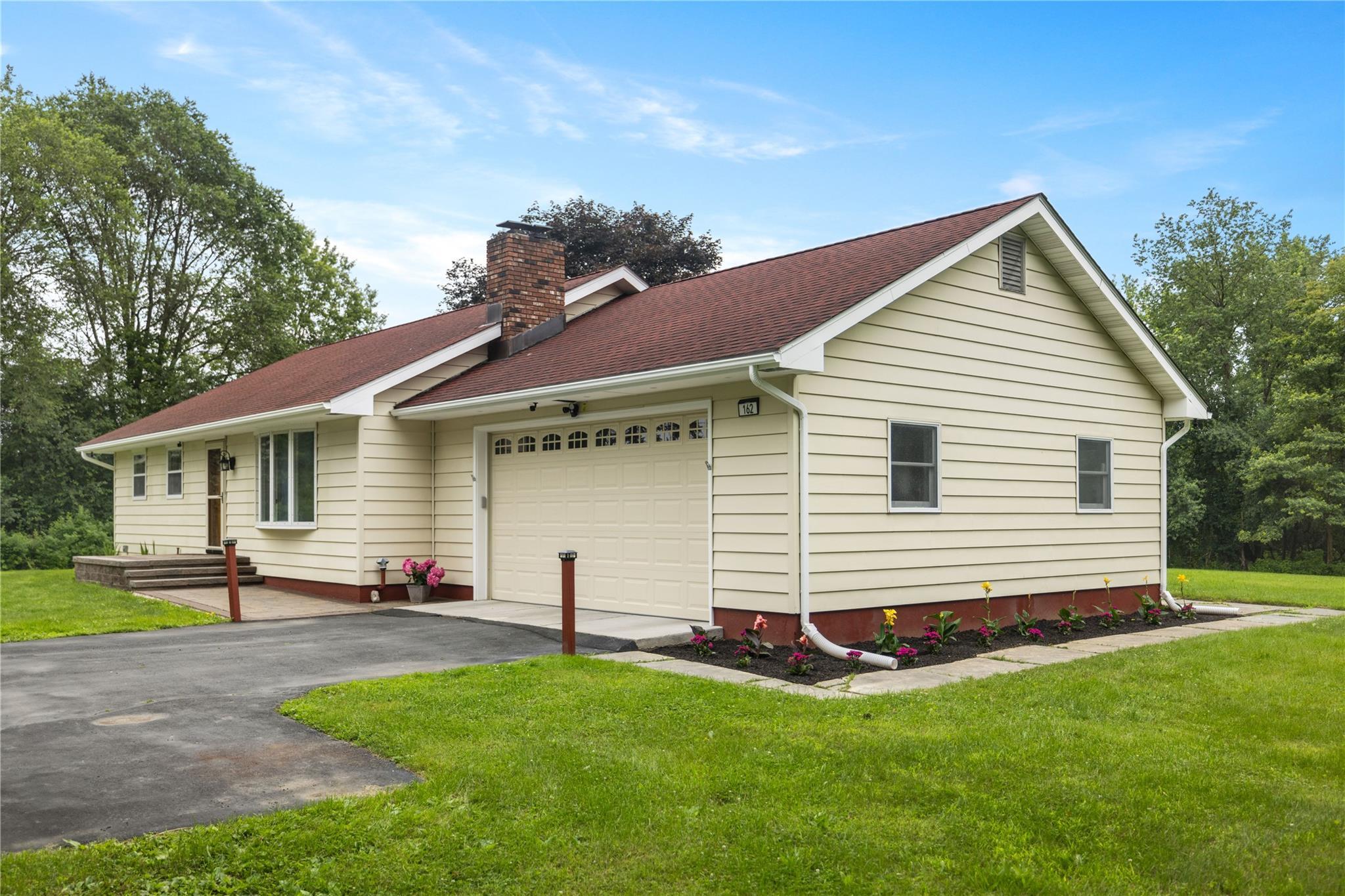 Single Family Airport  Orange County, NY 10958, MLS-880776-2