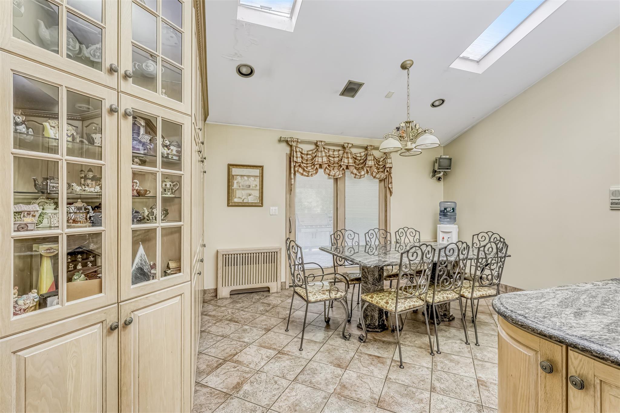 Single Family Quince Lane Rockland County, NY 10952, MLS-880797-10