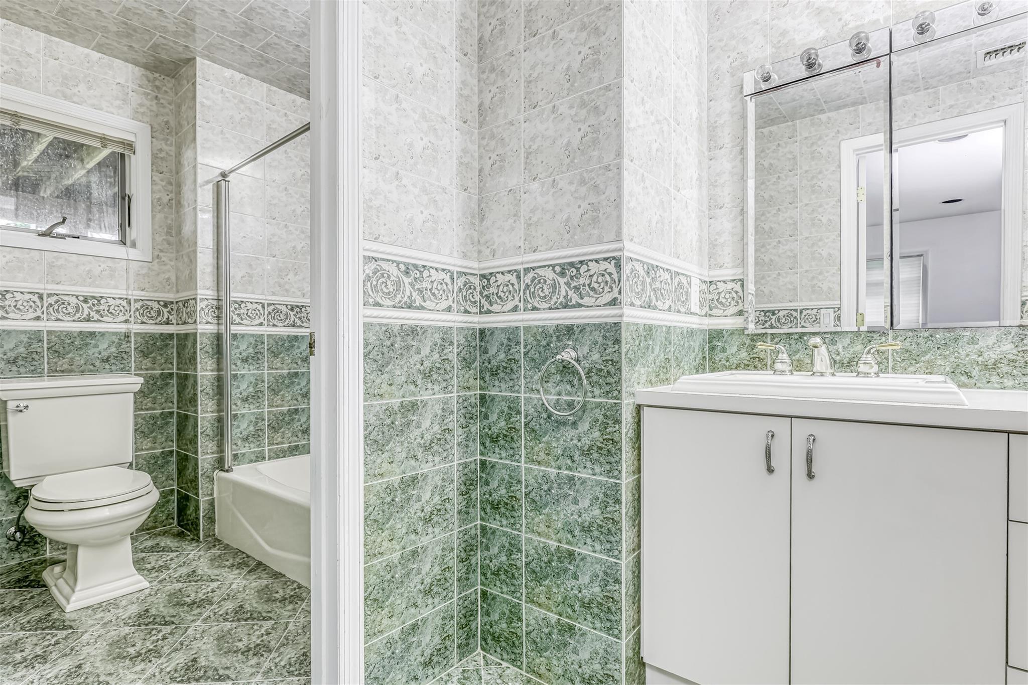 Single Family Quince Lane Rockland County, NY 10952, MLS-880797-21