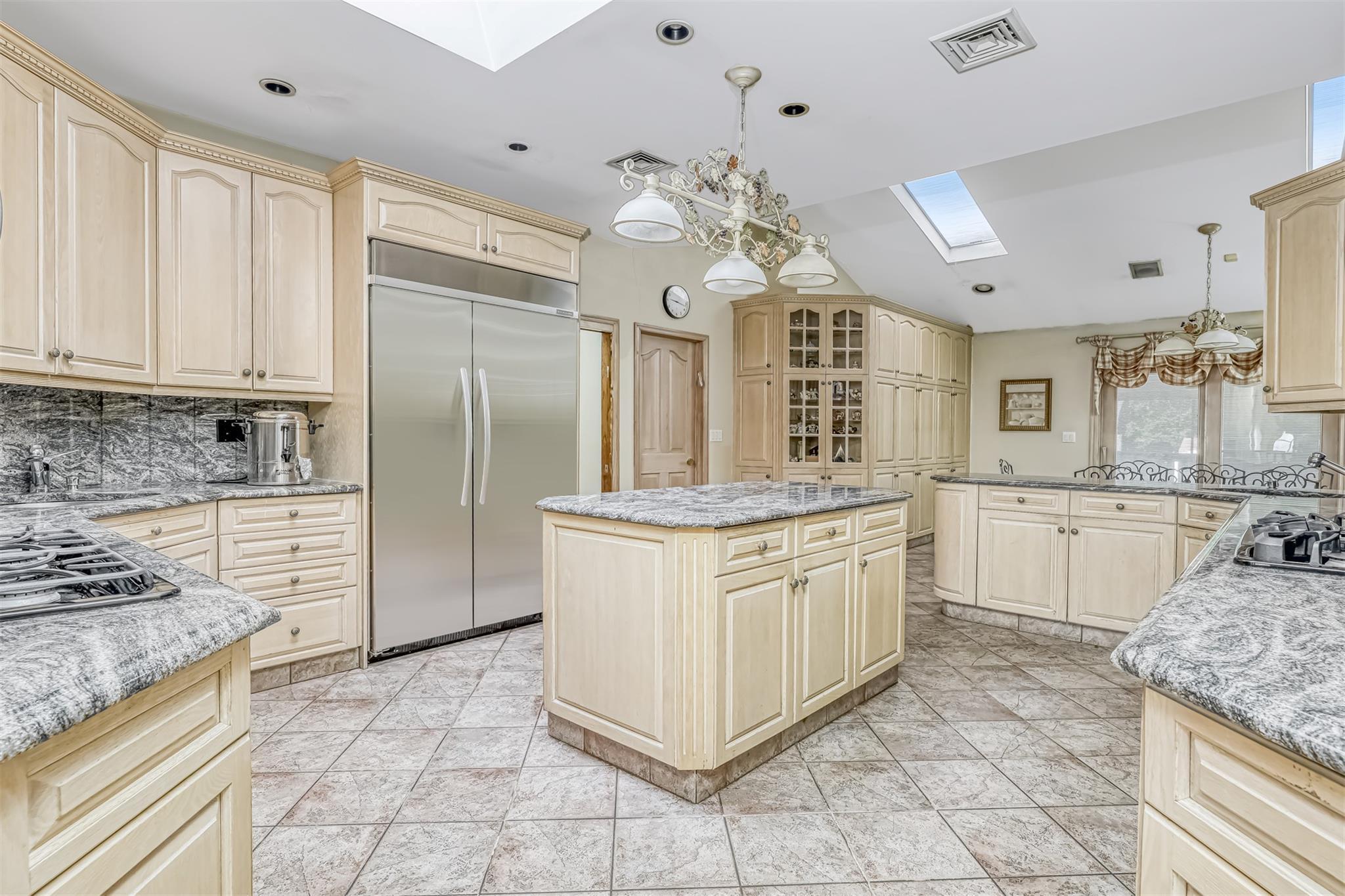 Single Family Quince Lane Rockland County, NY 10952, MLS-880797-8