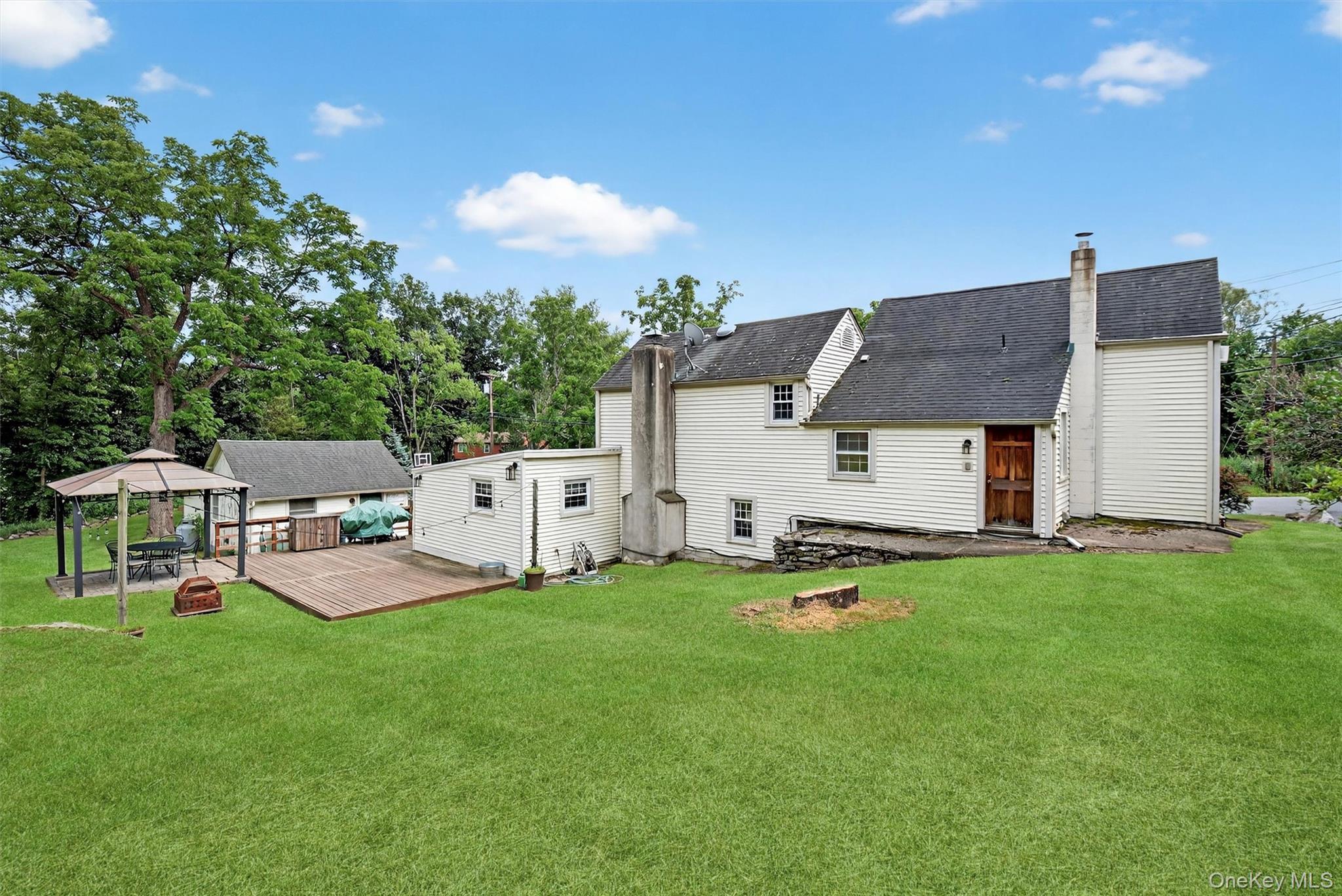 Single Family Bull Mill  Orange County, NY 10918, MLS-880804-25