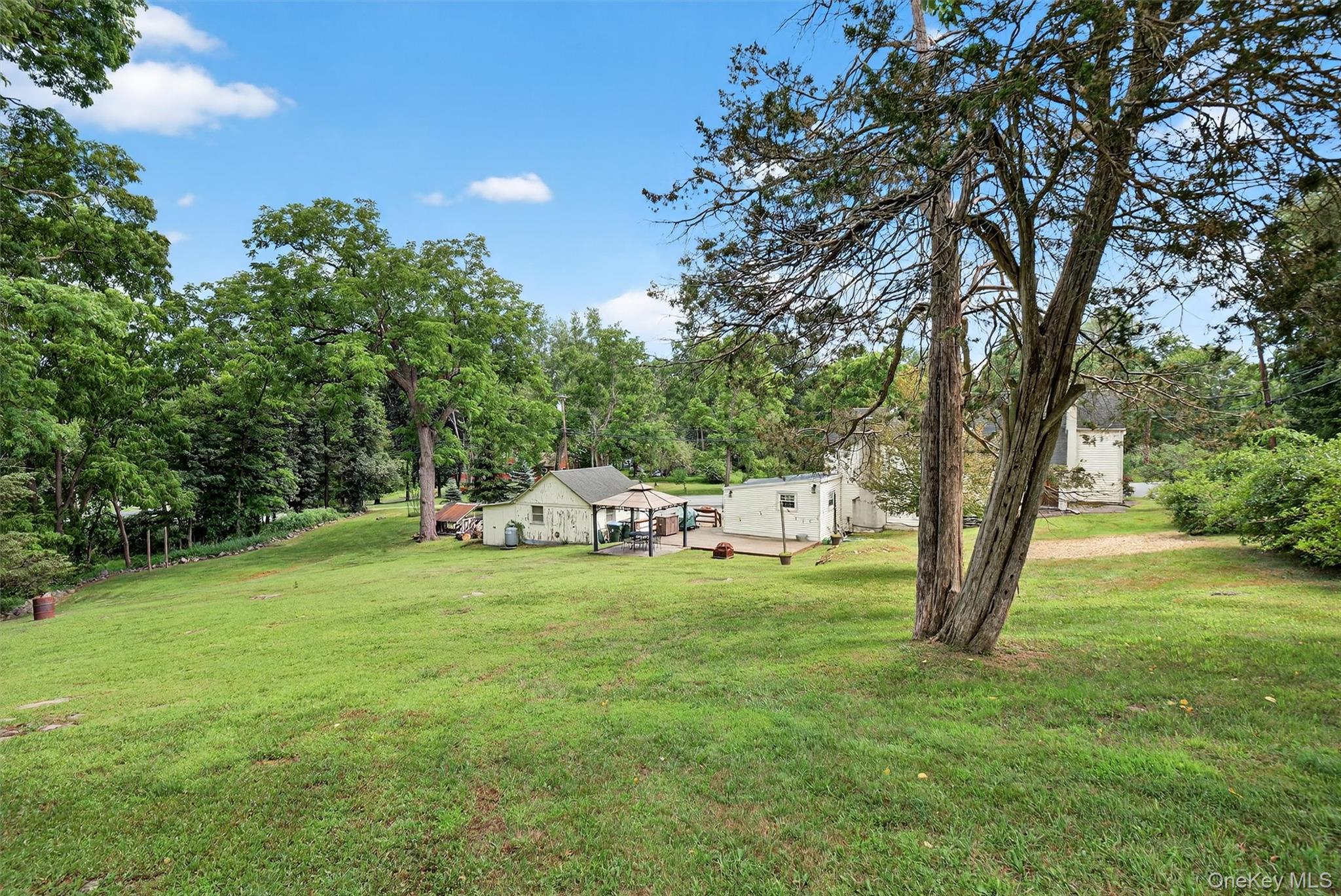 Single Family Bull Mill  Orange County, NY 10918, MLS-880804-27