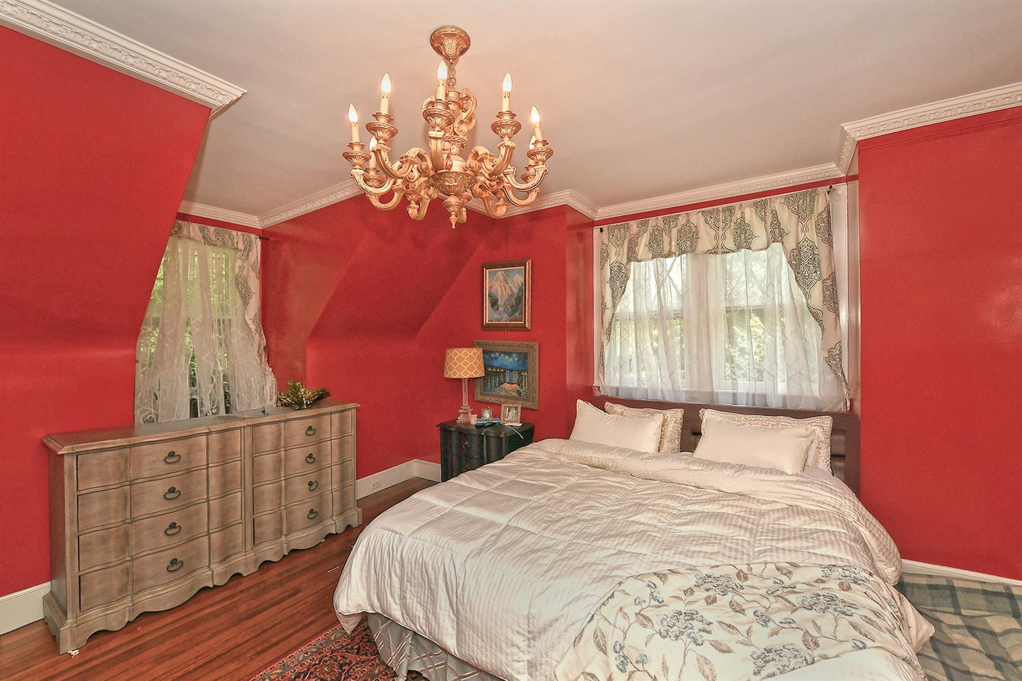 Single Family Horse Hollow  Nassau County, NY 11560, MLS-880807-24