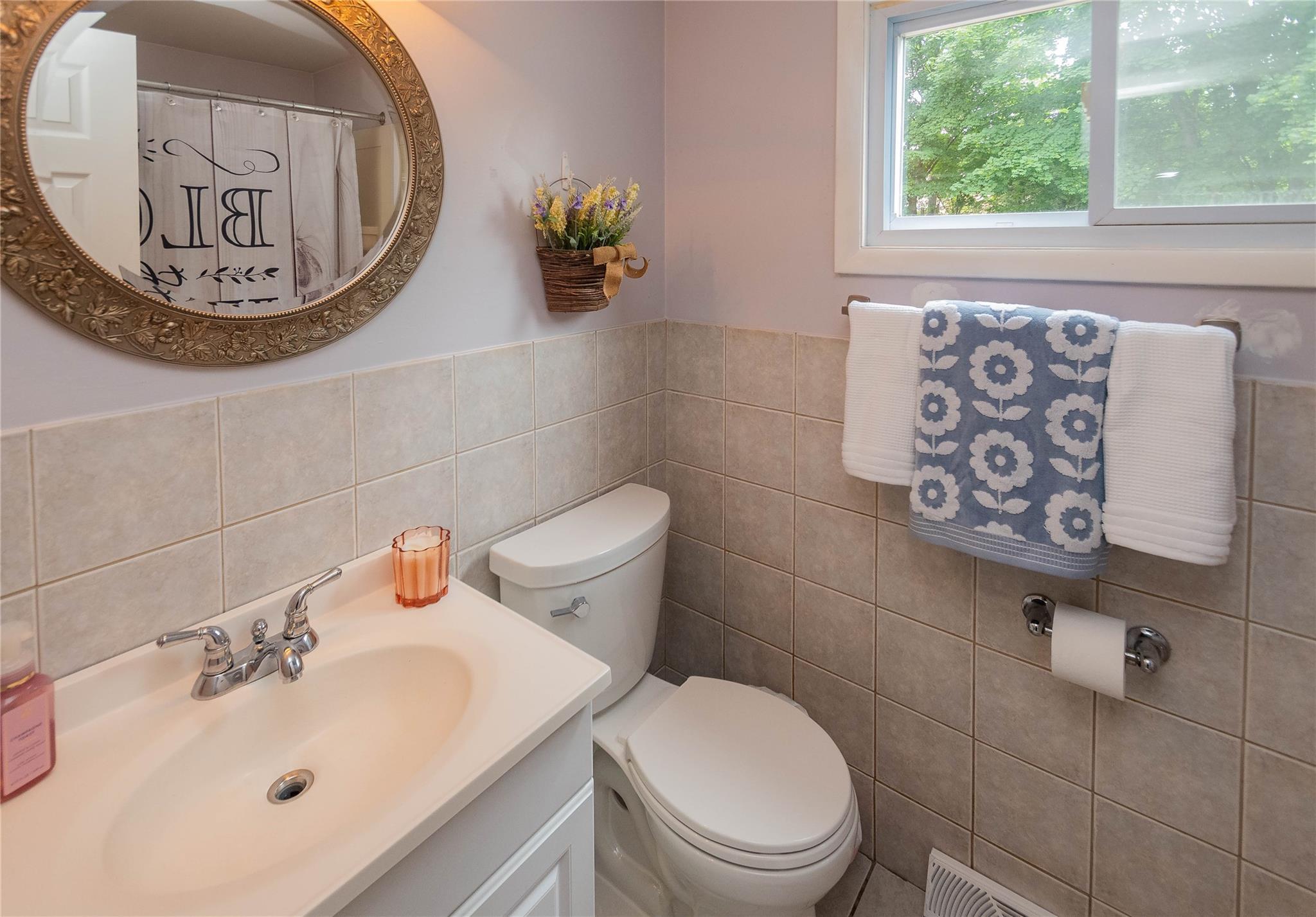 Single Family Laurie  Orange County, NY 12550, MLS-880817-20