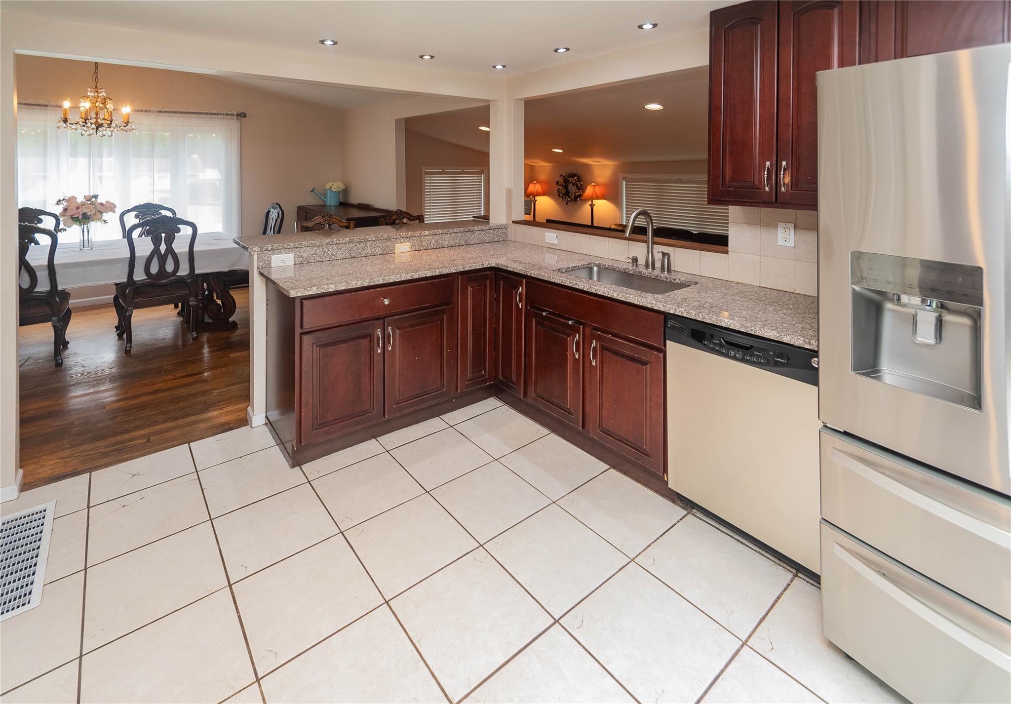 Single Family Laurie  Orange County, NY 12550, MLS-880817-6