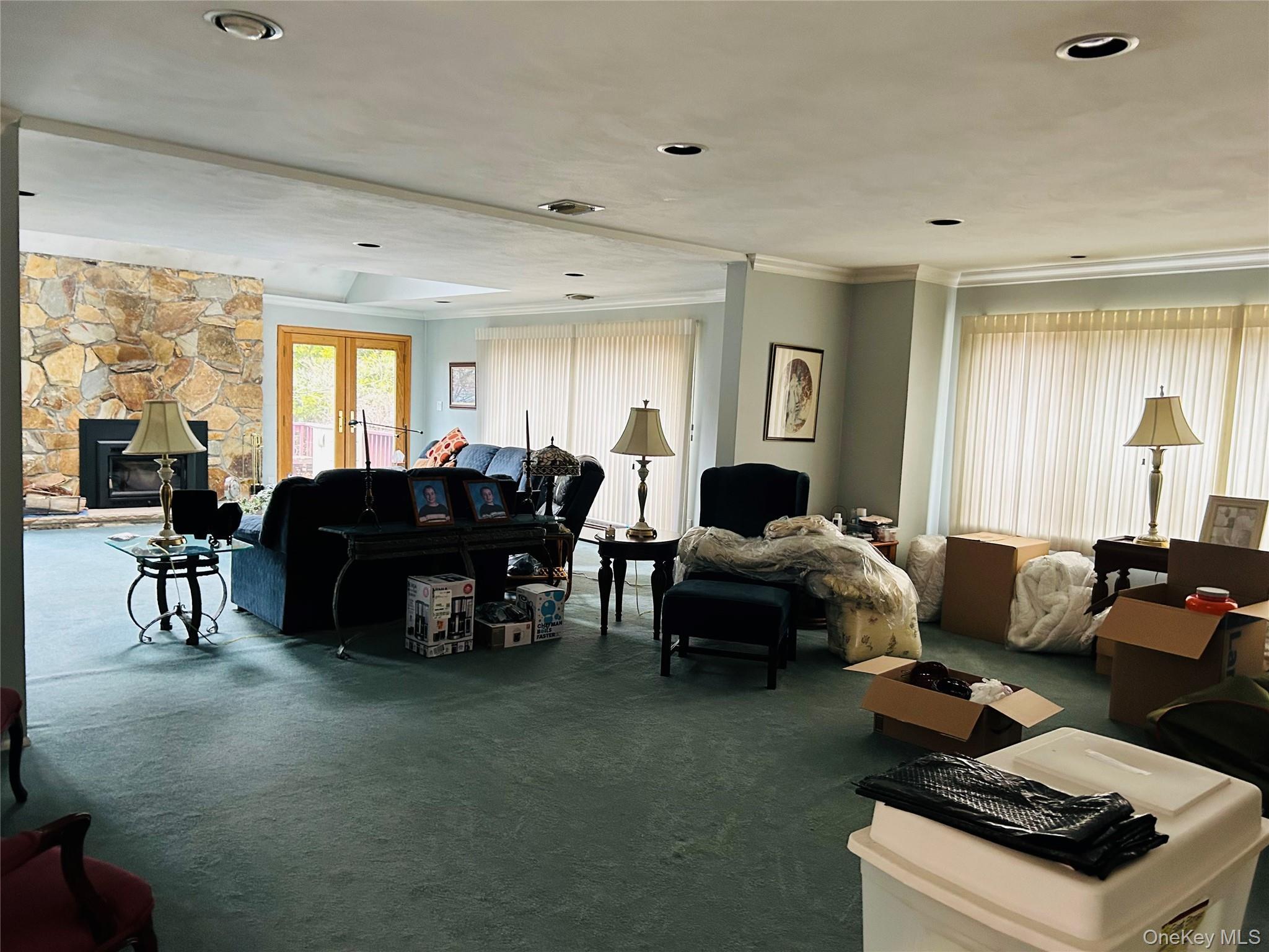 Single Family Cedarfield Suffolk County, NY 11780, MLS-880824-11