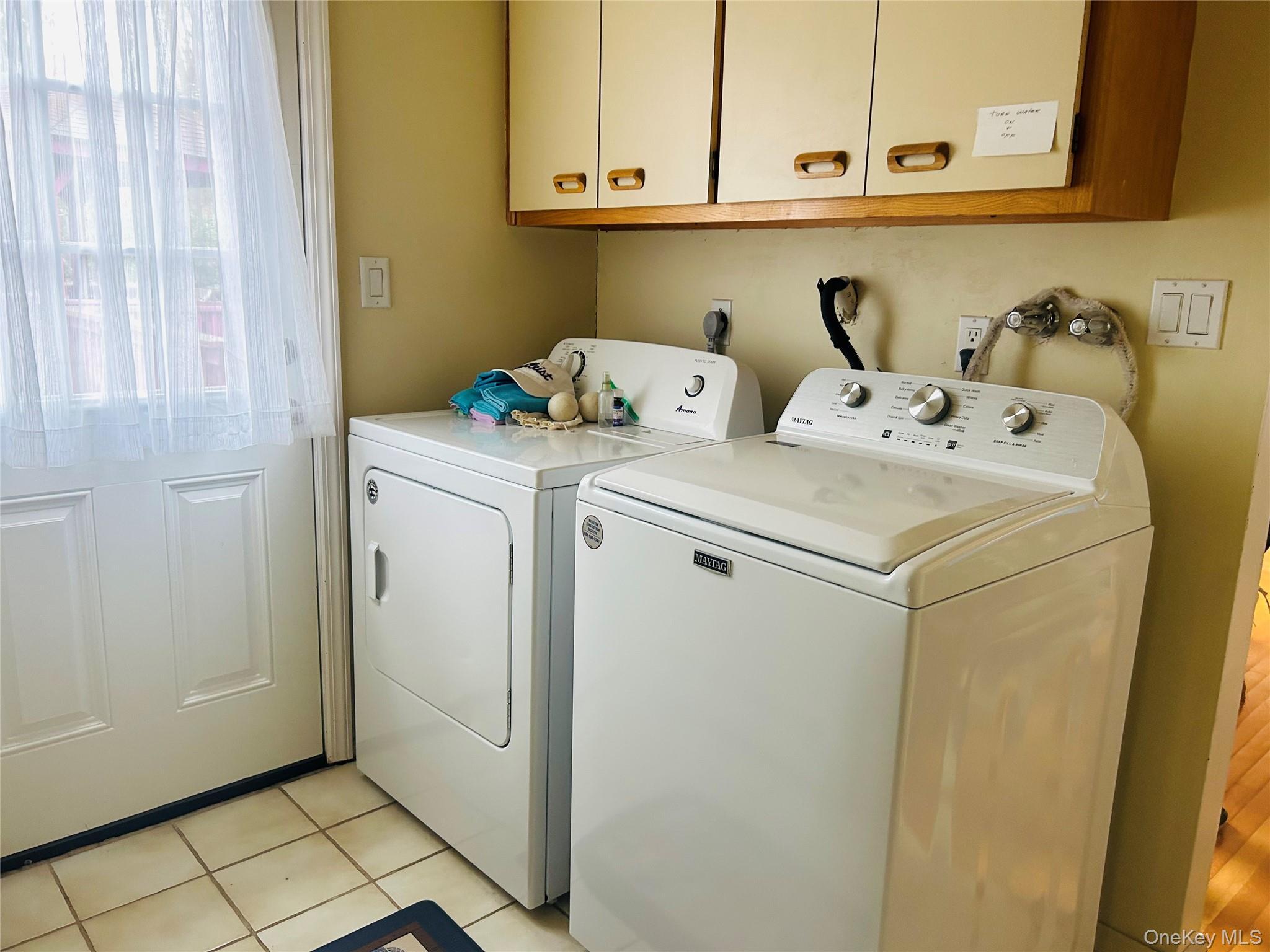 Single Family Cedarfield Suffolk County, NY 11780, MLS-880824-15