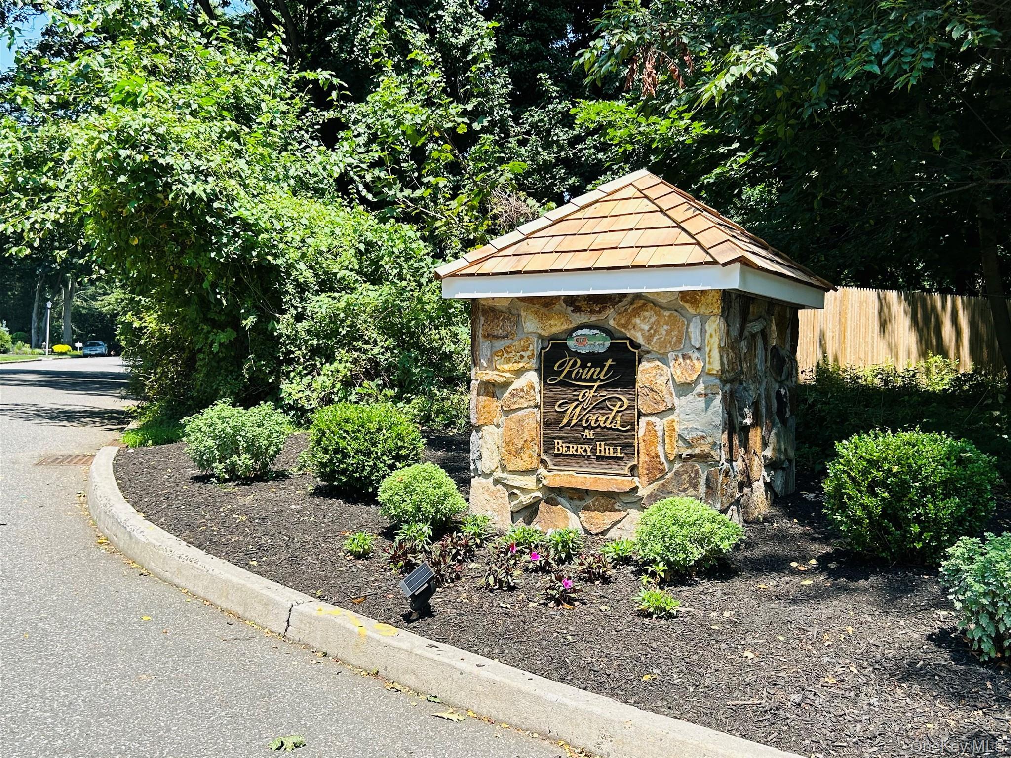 Single Family Cedarfield Suffolk County, NY 11780, MLS-880824-2