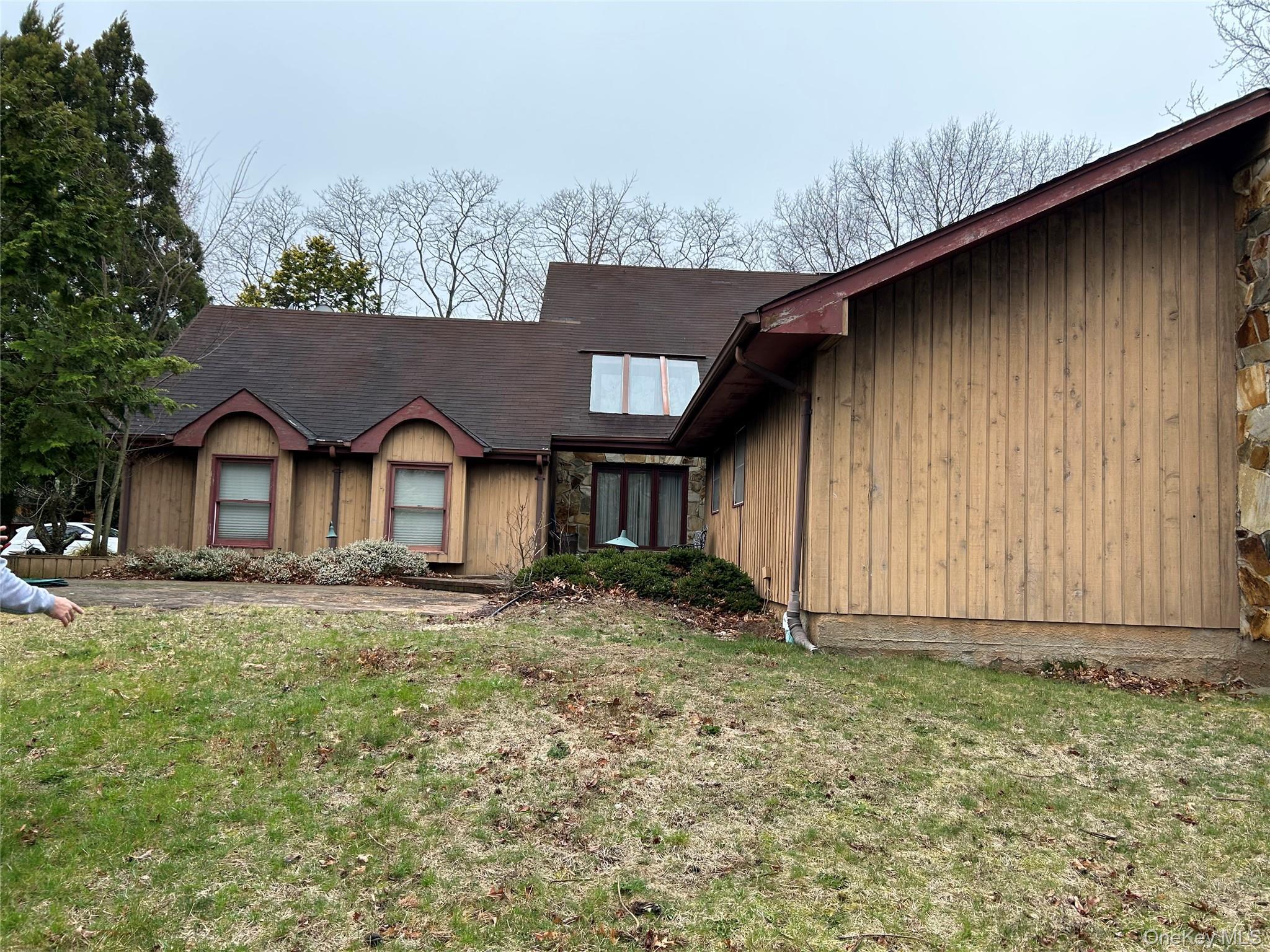 Single Family Cedarfield Suffolk County, NY 11780, MLS-880824-3