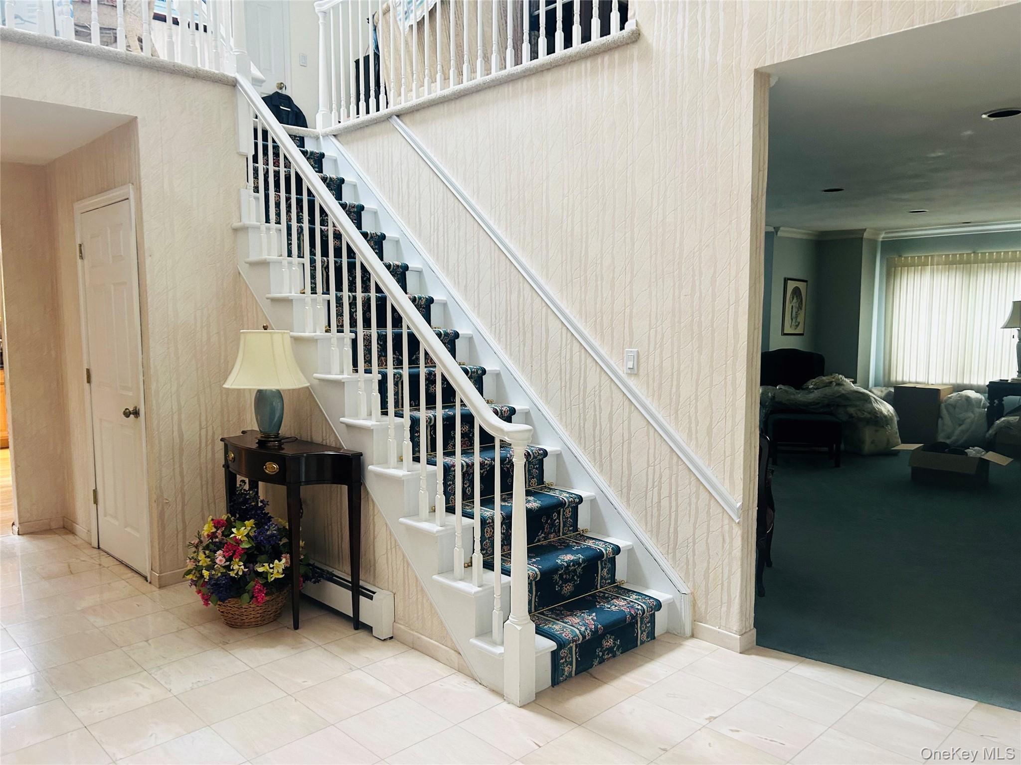 Single Family Cedarfield Suffolk County, NY 11780, MLS-880824-9