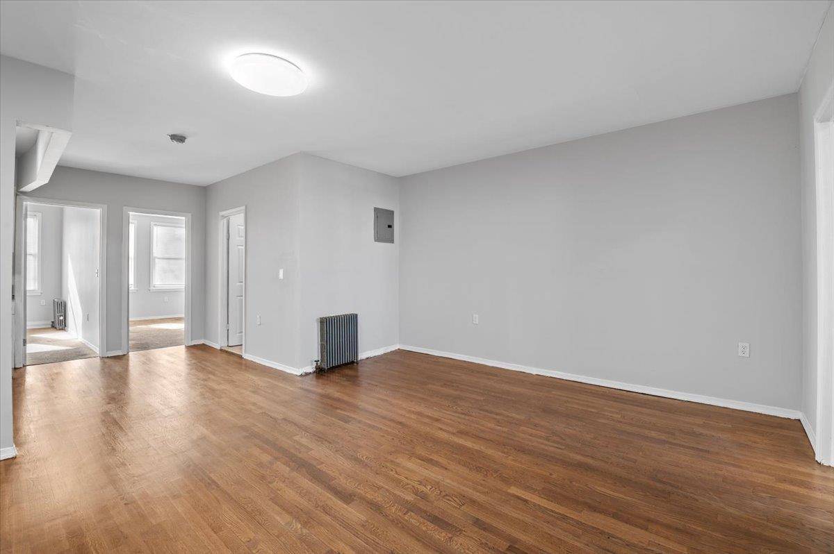 Single Family Georgia  Brooklyn, NY 11207, MLS-880827-14