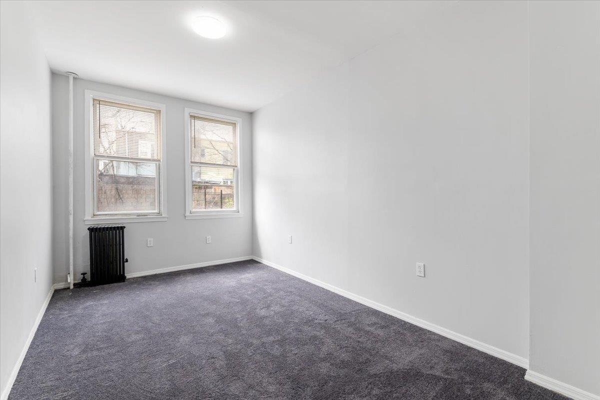 Single Family Georgia  Brooklyn, NY 11207, MLS-880827-15