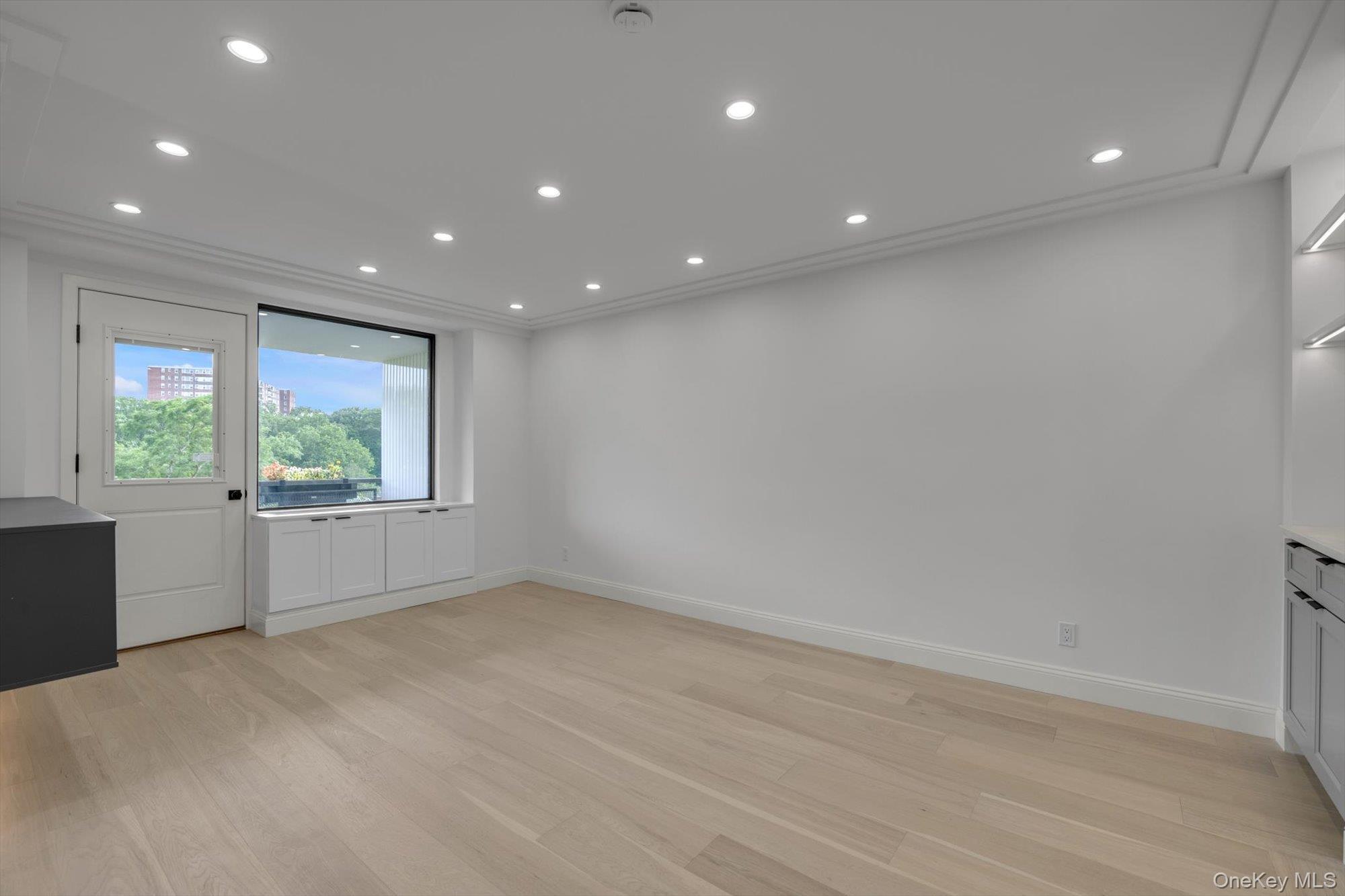 Coop Henry Hudson Bronx, NY 10471, MLS-880833-8