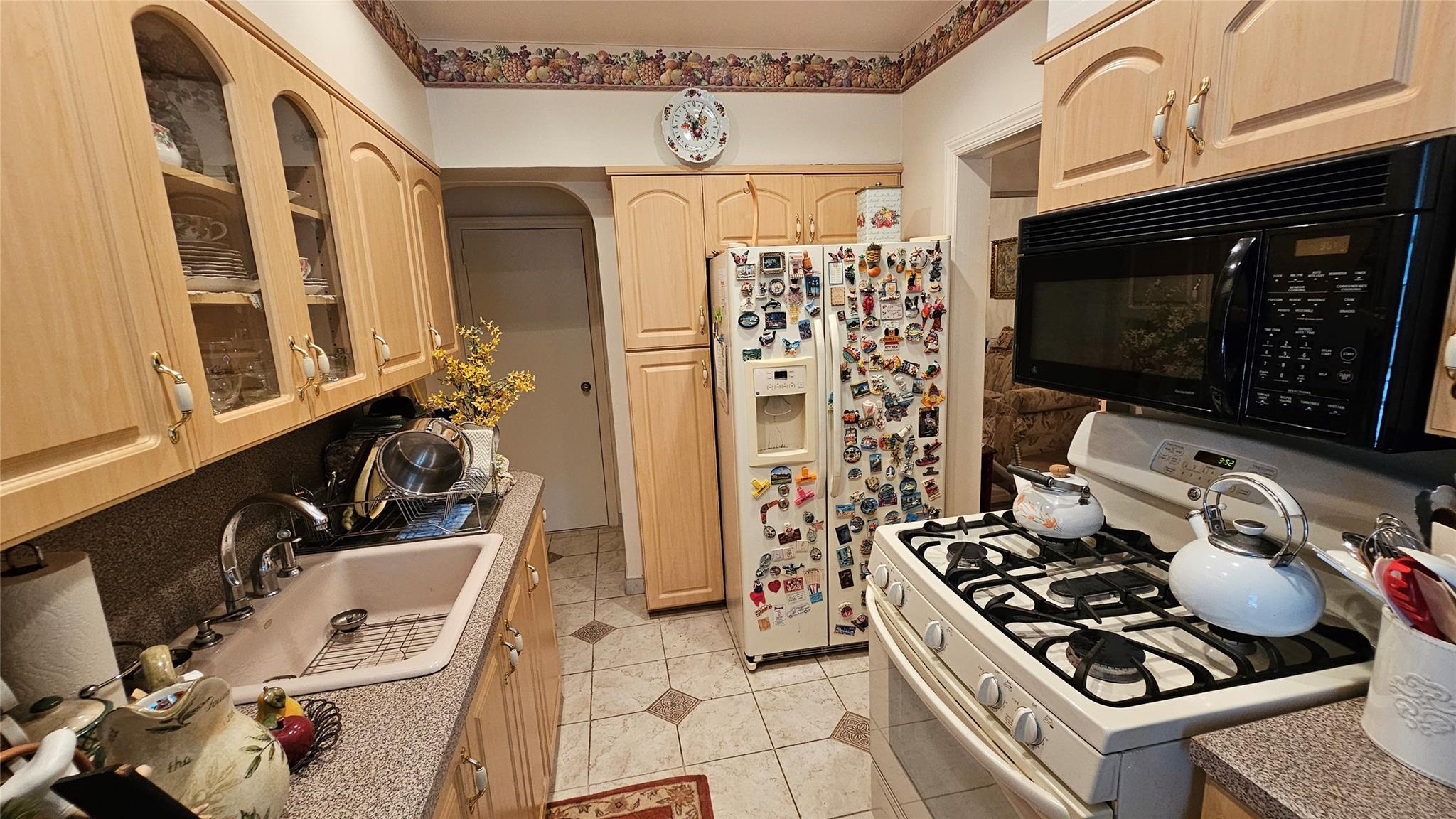 Single Family 65th  Queens, NY 11375, MLS-880852-6