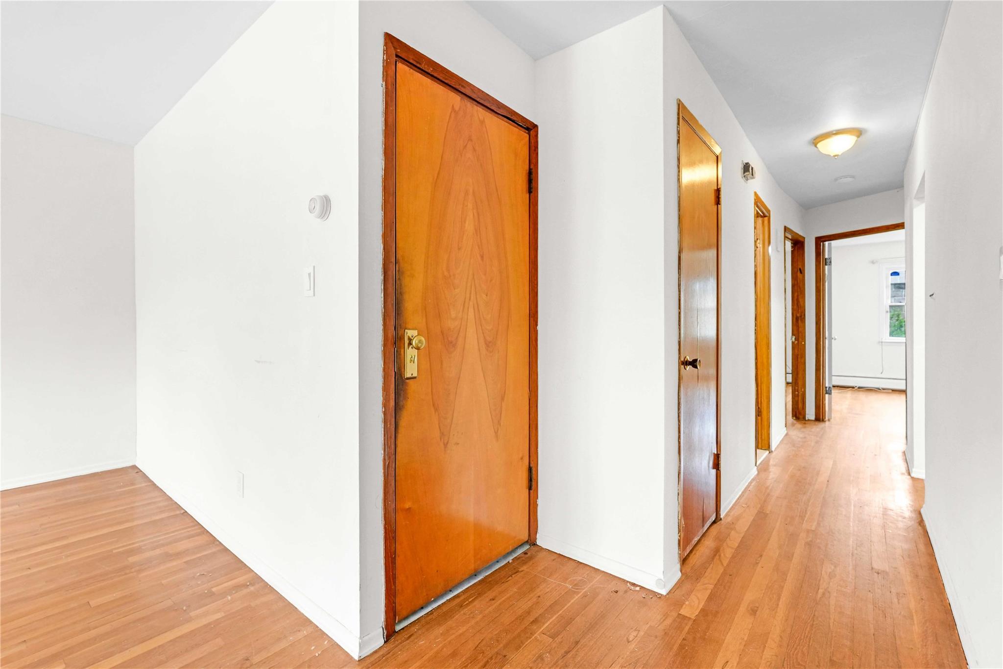 Single Family Roosevelt  Queens, NY 11354, MLS-880867-20