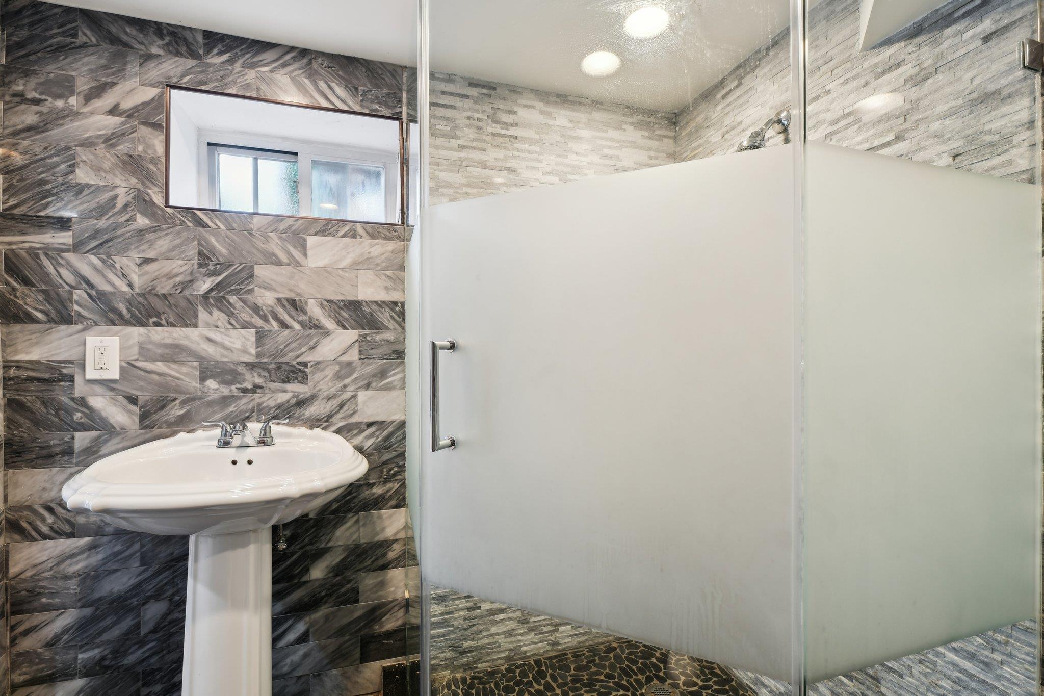 Single Family 26th Brooklyn, NY 11226, MLS-880874-20