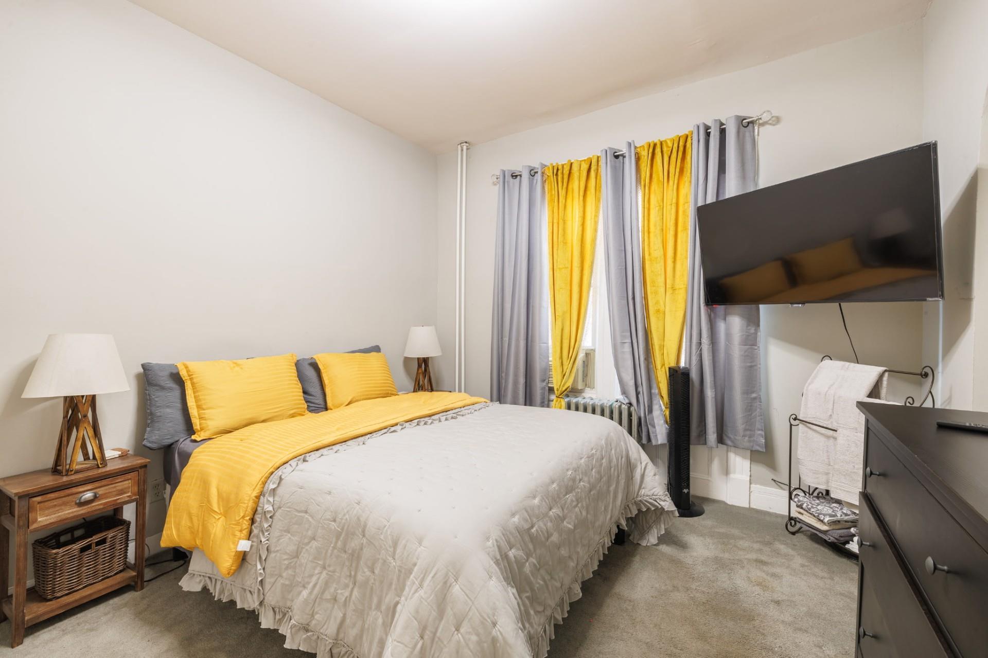 Single Family 26th Brooklyn, NY 11226, MLS-880874-23