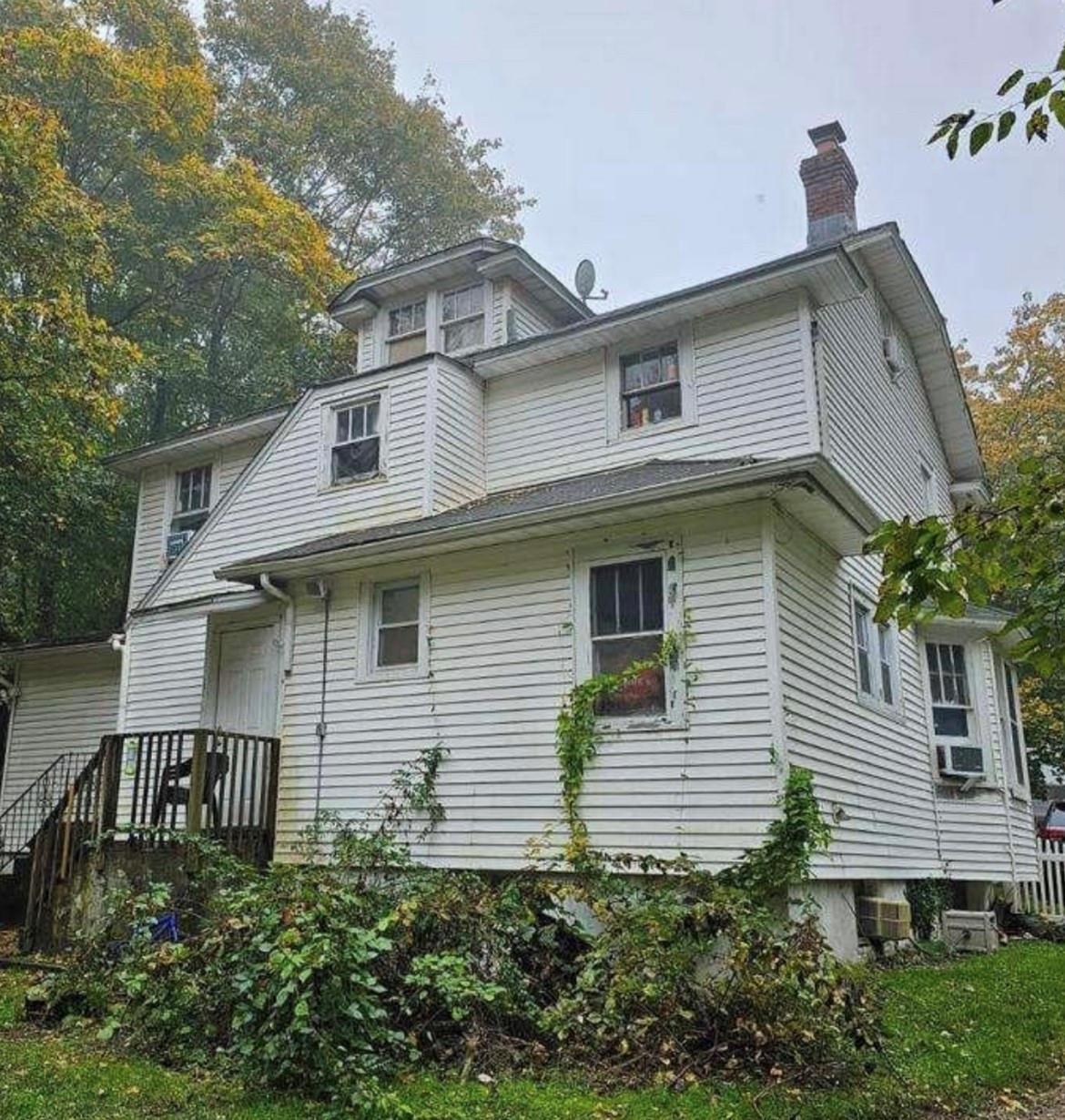 Single Family Old Portion  Suffolk County, NY 11779, MLS-880880-4