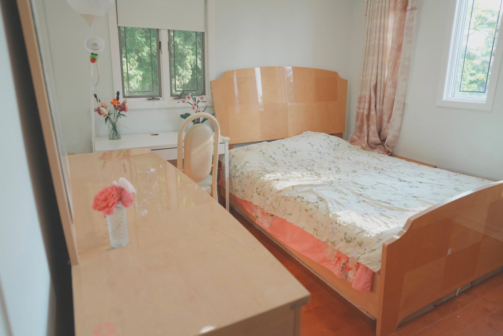 Single Family Clinton Nassau County, NY 11753, MLS-880888-11