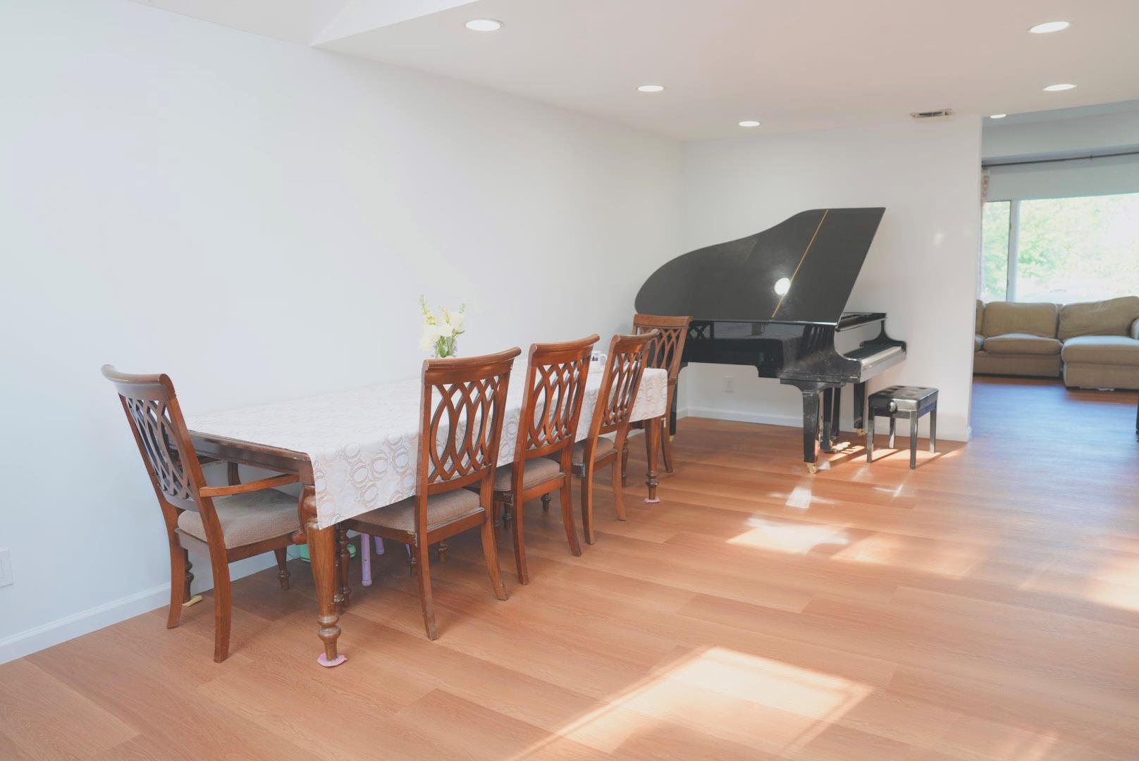 Single Family Clinton Nassau County, NY 11753, MLS-880888-6