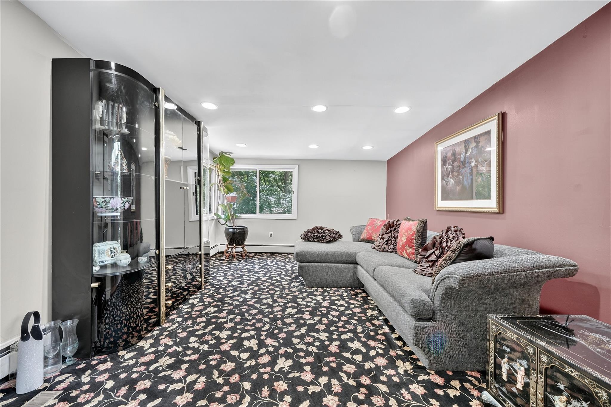 Single Family Maiden Rockland County, NY 10956, MLS-880896-15