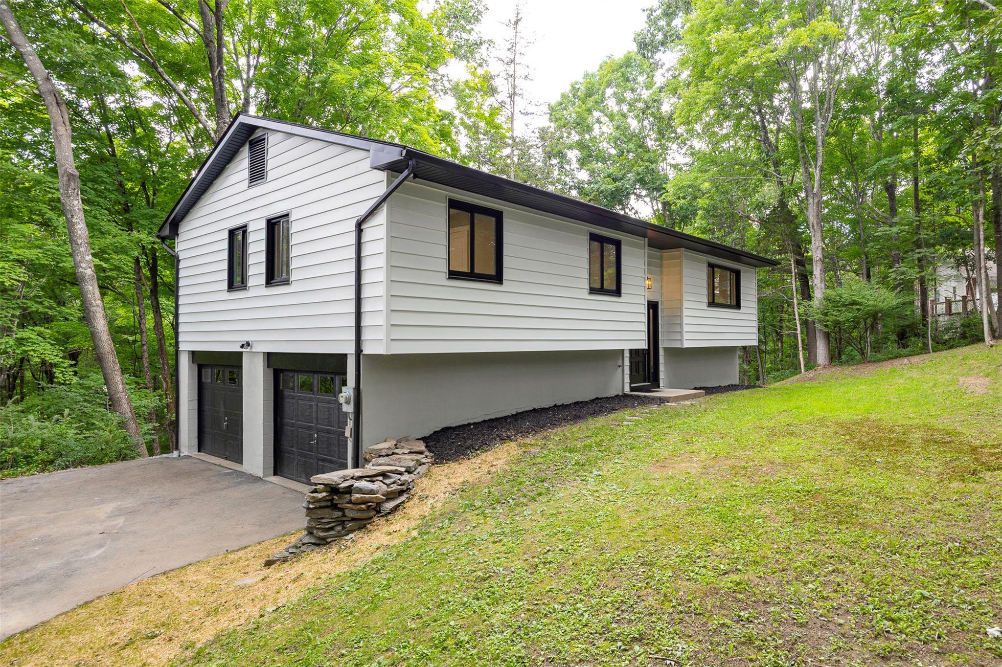 Single Family Stirrup  Dutchess County, NY 12569, MLS-880902-3