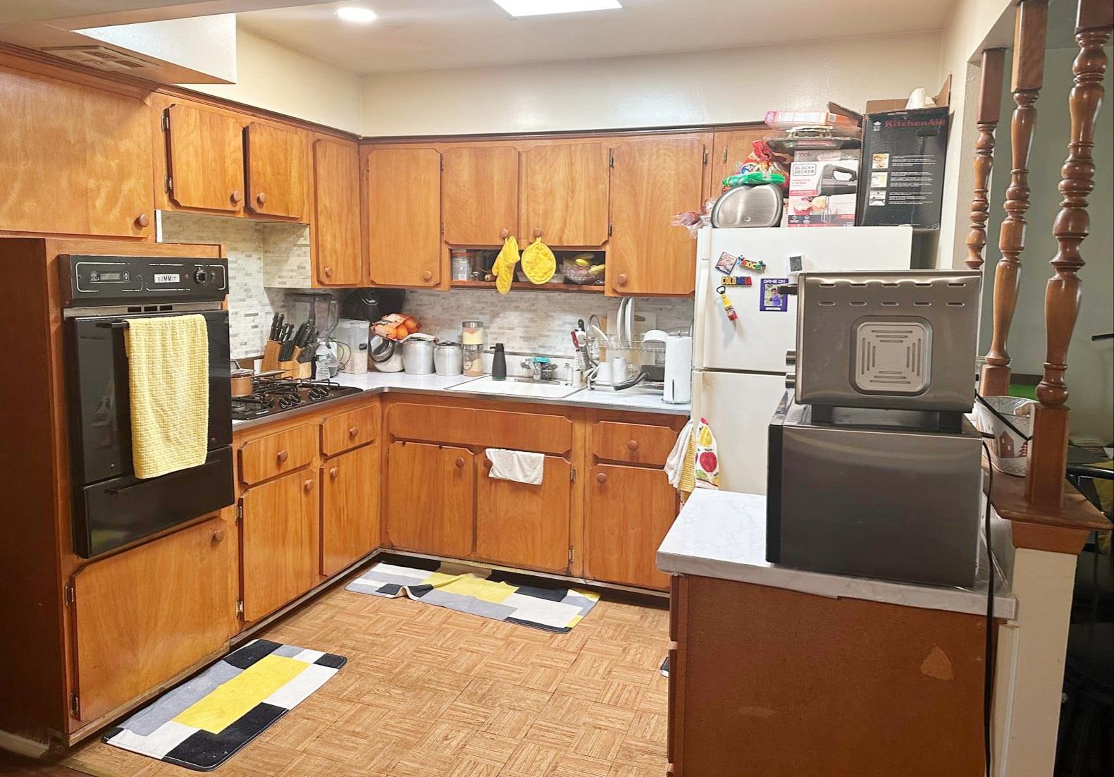 Single Family 221st Bronx, NY 10467, MLS-880907-12