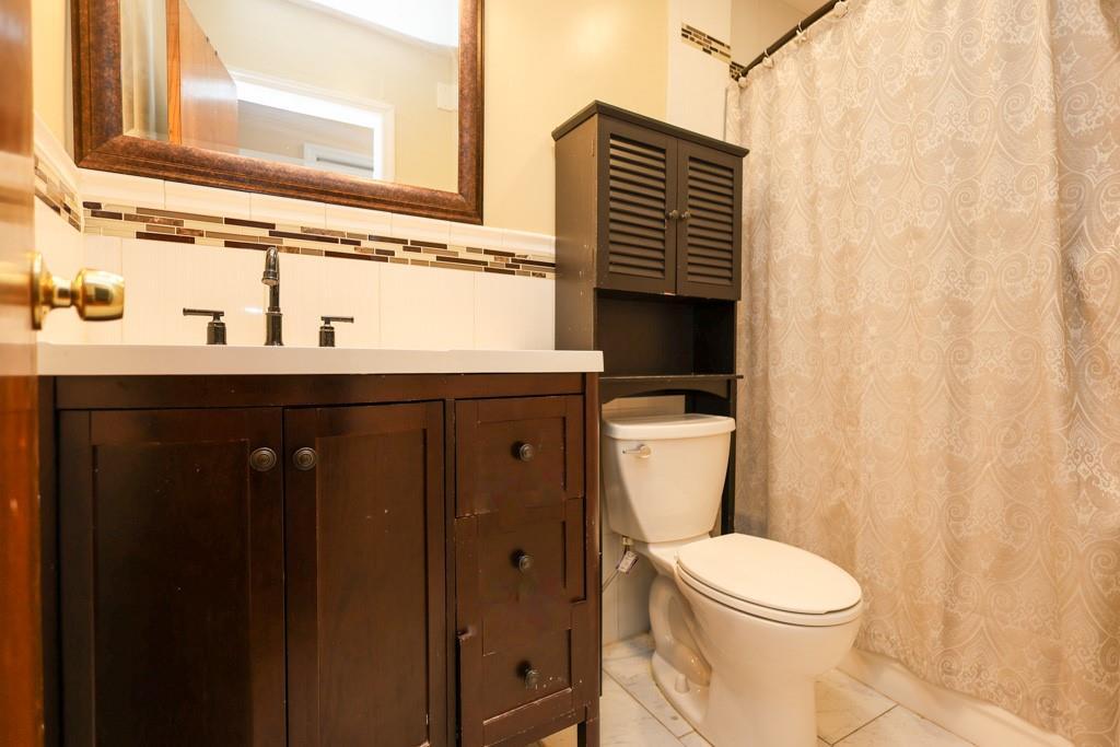 Single Family Rosita  Queens, NY 11417, MLS-880934-18