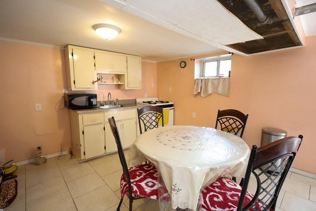 Single Family Rosita  Queens, NY 11417, MLS-880934-21